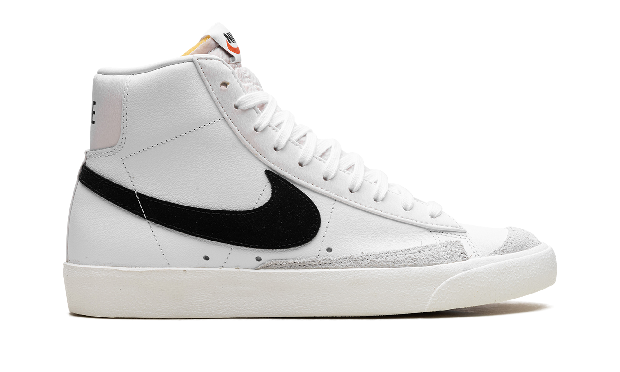nike blazer mid 77 vintage white black+BQ6806-100+diagnol right view