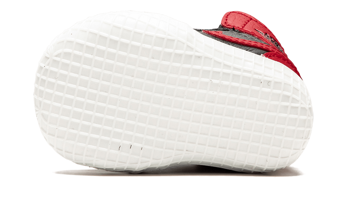 jordan 1 crib bootie bred i+AT3745-023+bottom view