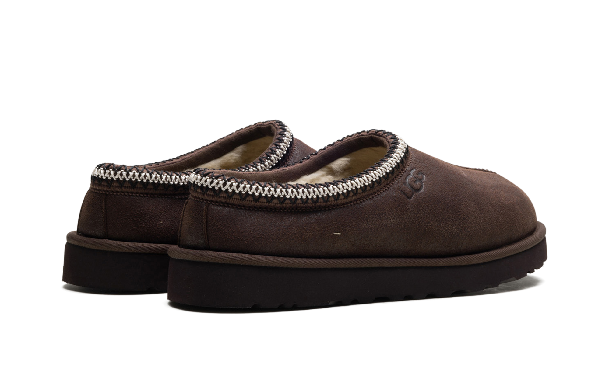 ugg tasman distressed slipper burnt cedar+1158172-BCDR+diagnol right behind view