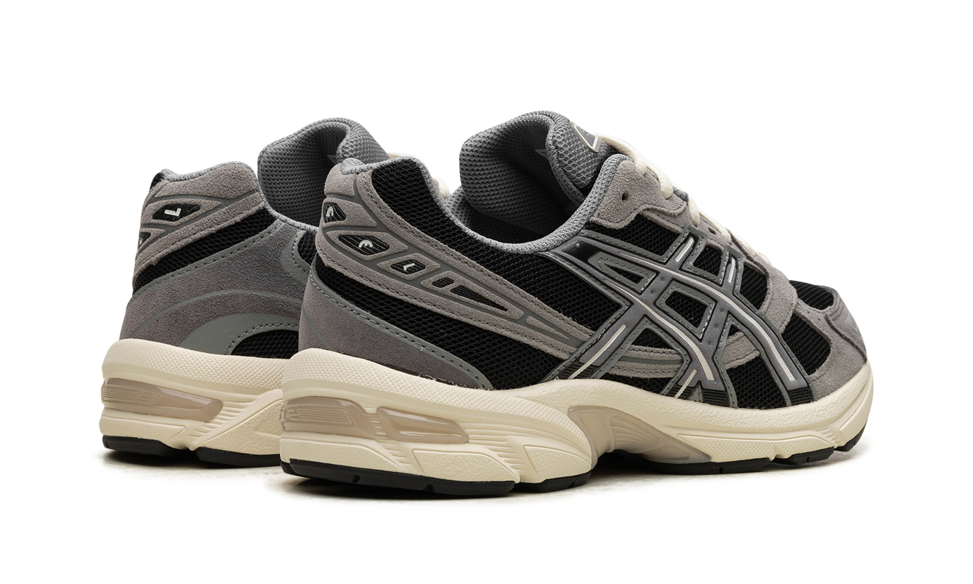 asics gel 1130 black carbon+1201A255-004+diagnol right behind view