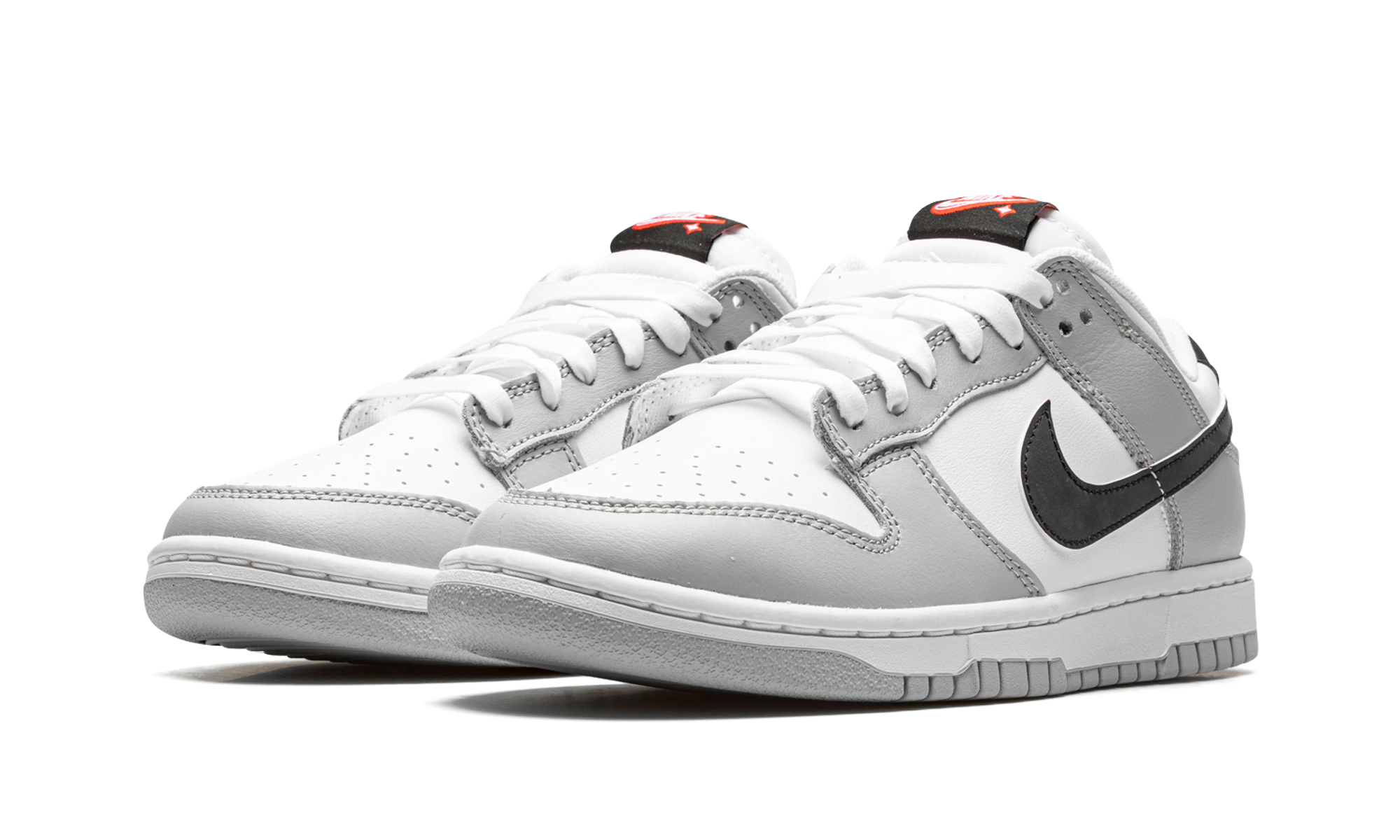 nike dunk low se lottery pack grey fog+DR9654-001+diagnol left view