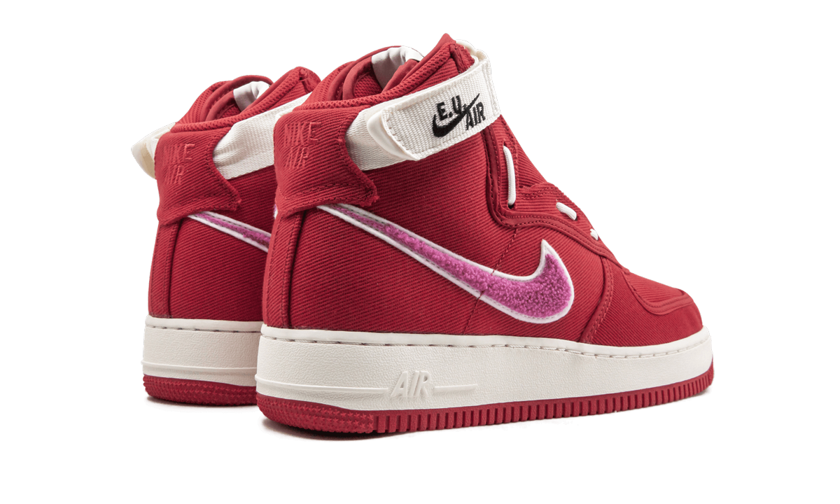 nike air force 1 high emotionally unavailable+AV5840-600+left diagnol single view