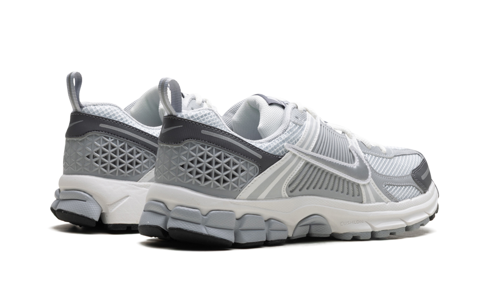 nike zoom vomero 5 pure platinum metallic silver gs+HF6998-002+diagnol right behind view