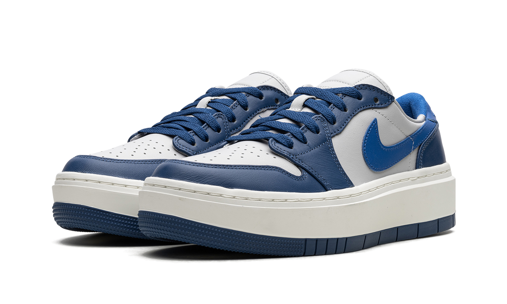 jordan 1 elevate low french blue women s+DH7004-400+diagnol left view