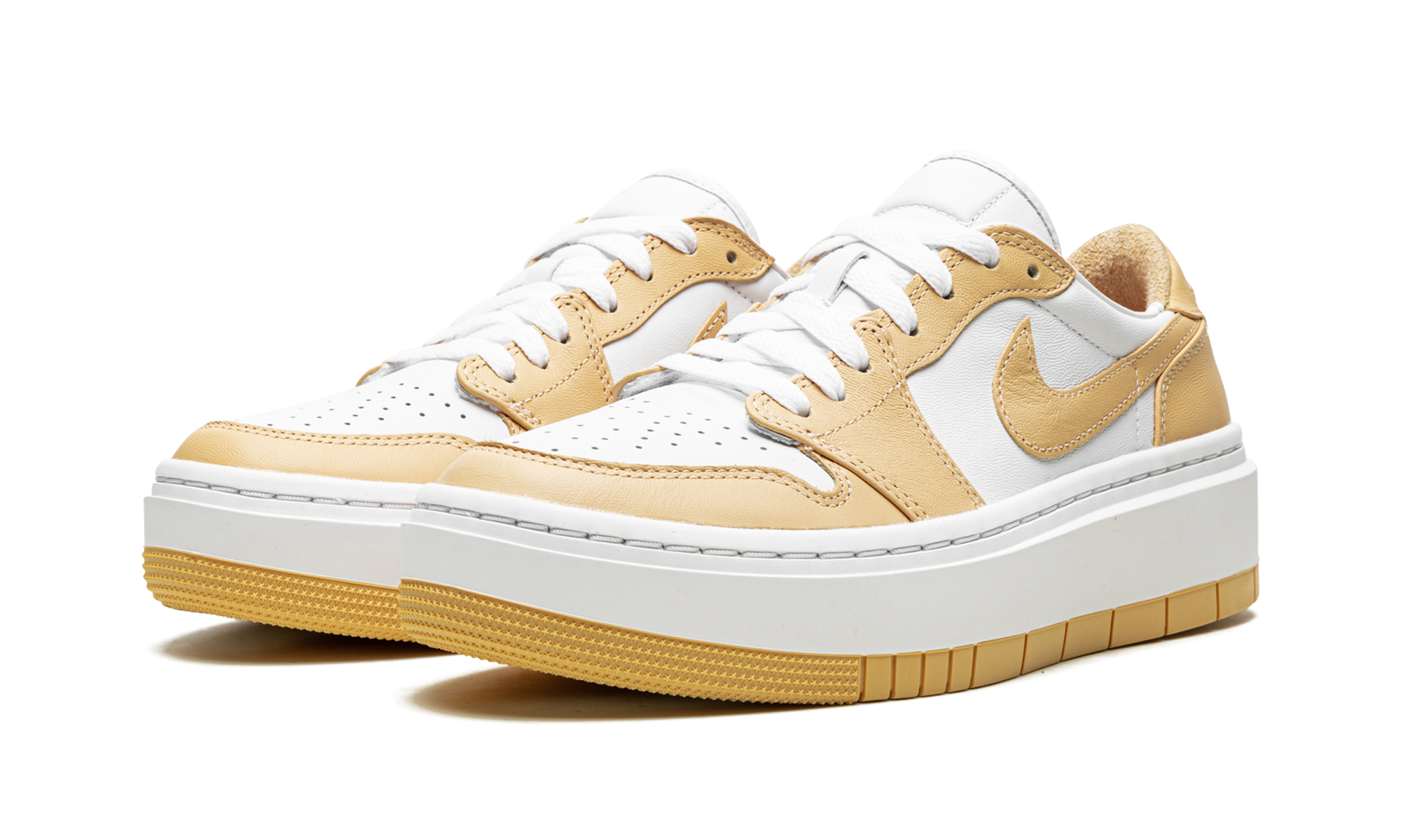 jordan 1 elevate low onyx women s+DH7004-102+diagnol left view