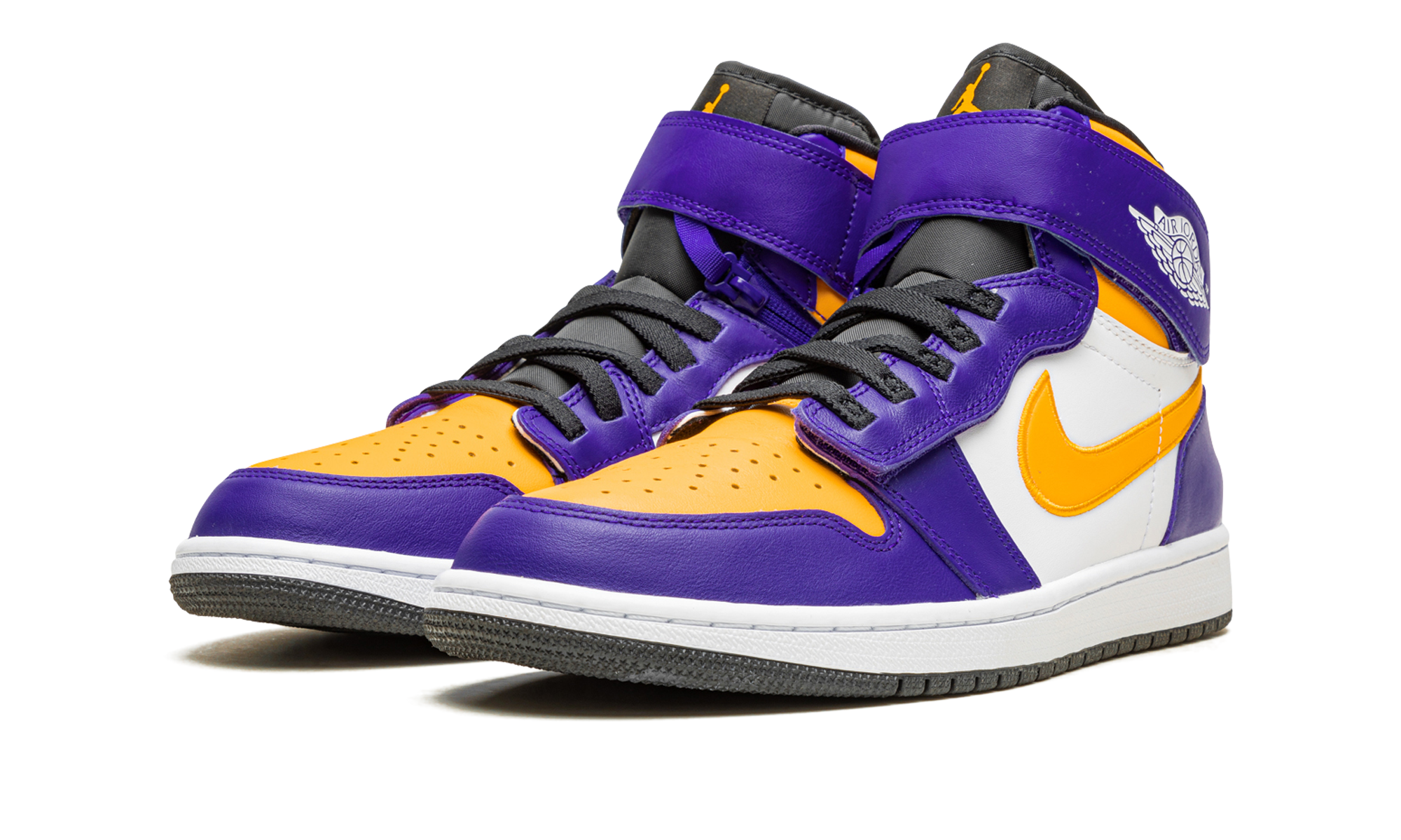 jordan 1 high flyease lakers+CQ3835-517+diagnol left view