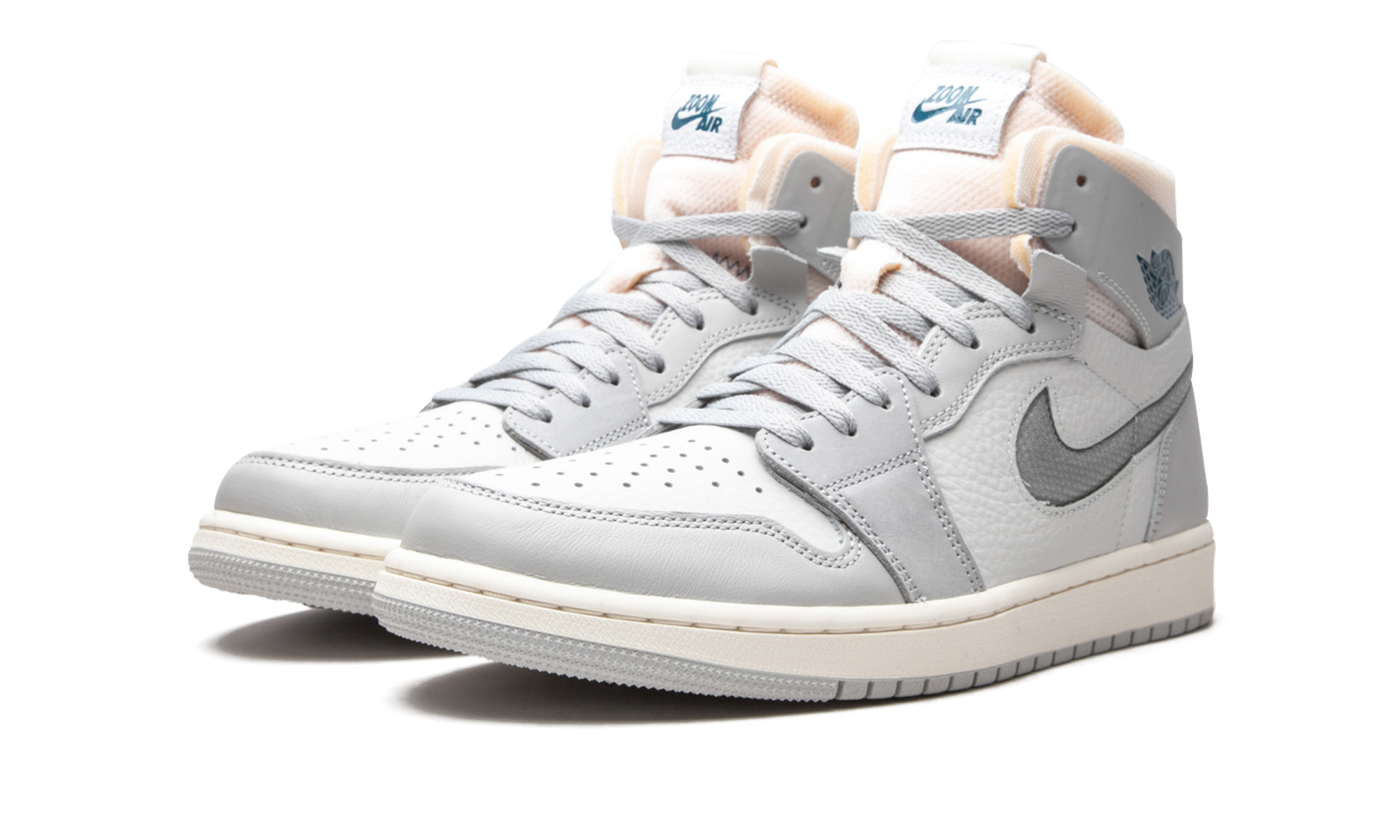 jordan 1 high zoom air cmft london+DH4268-001+diagnol left view