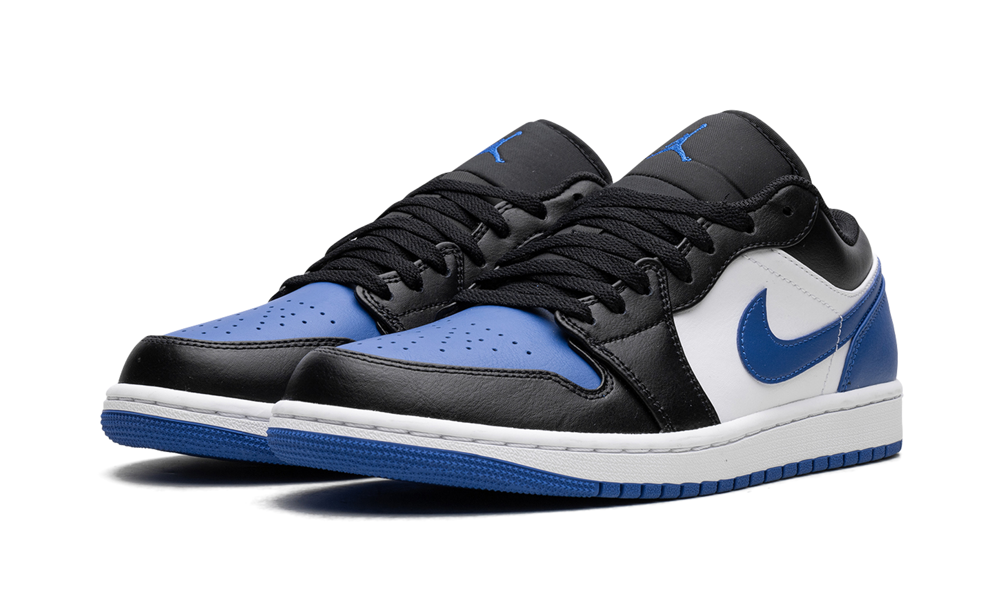 jordan 1 low alternate royal toe+553558-140+diagnol left view