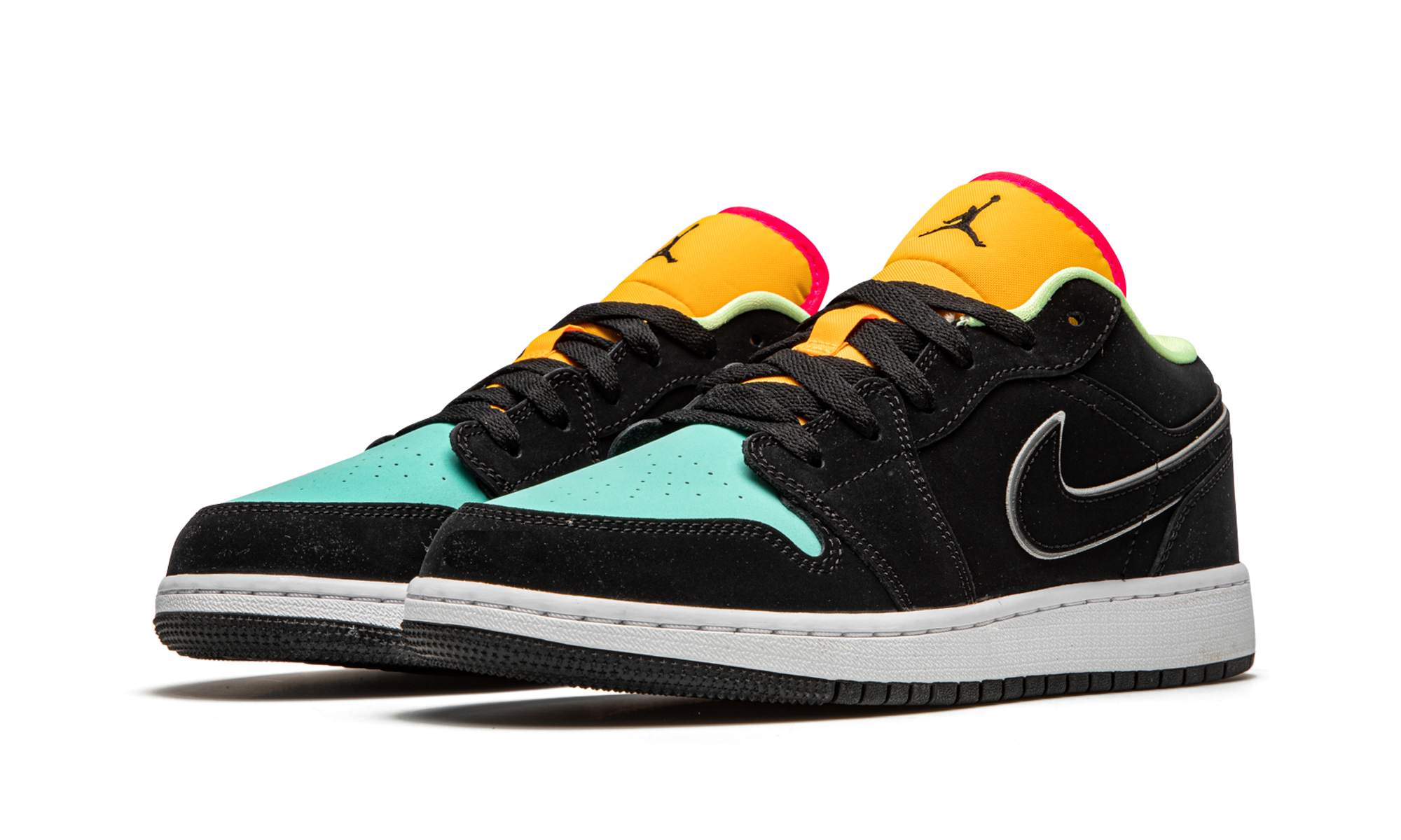 jordan 1 low aurora green gs+CV9844-013+diagnol left view