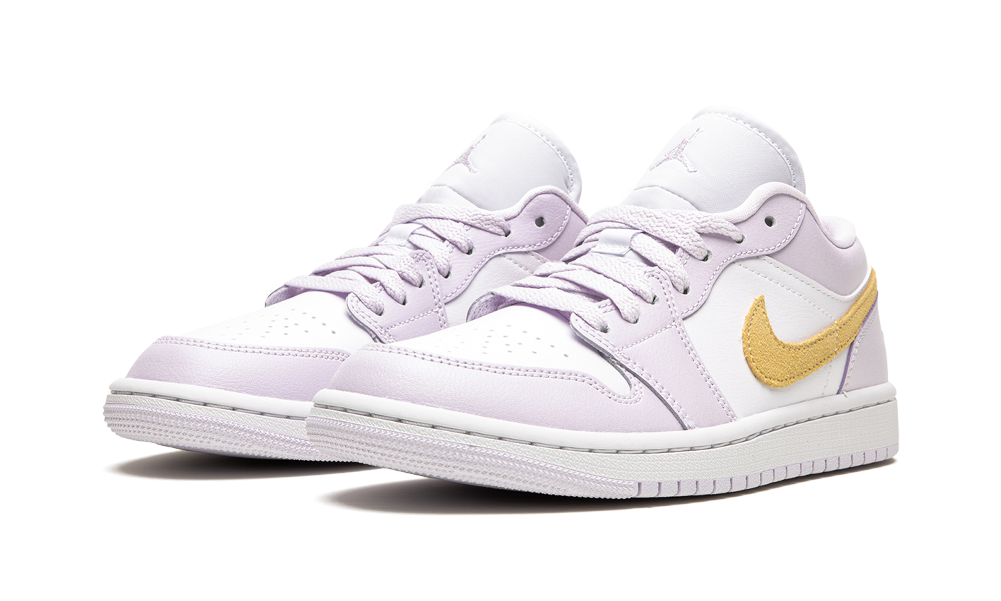 jordan 1 low barely grape women s+DC0774-501+diagnol left view