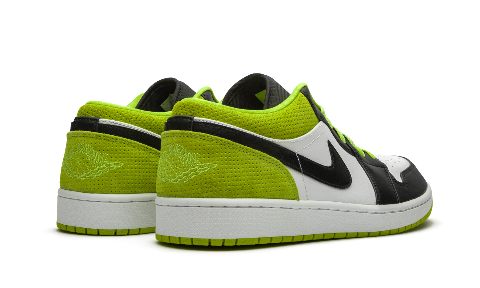 jordan 1 low black cyber+CK3022-003+diagnol right behind view