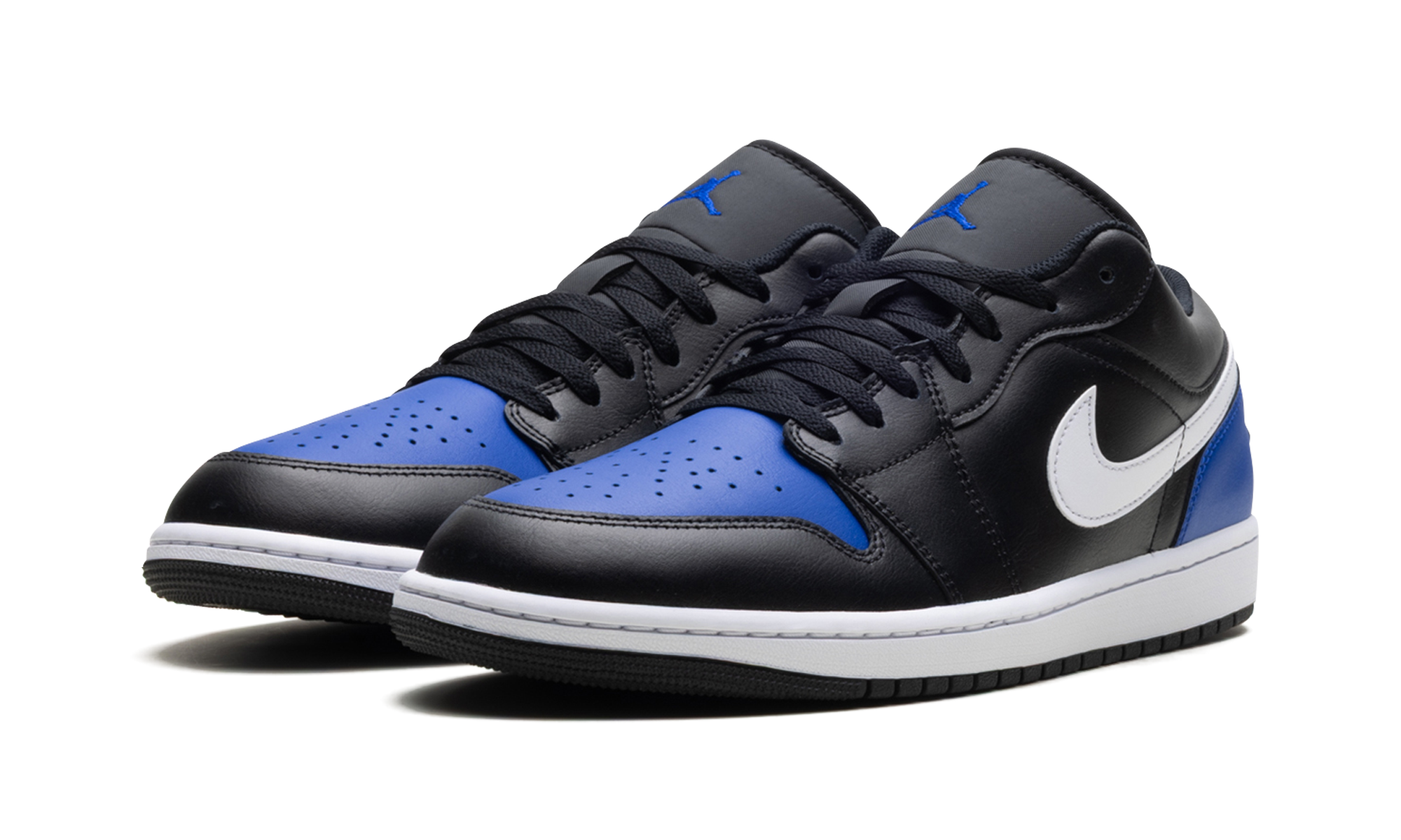 jordan 1 low black royal toe+553558-042+diagnol left view