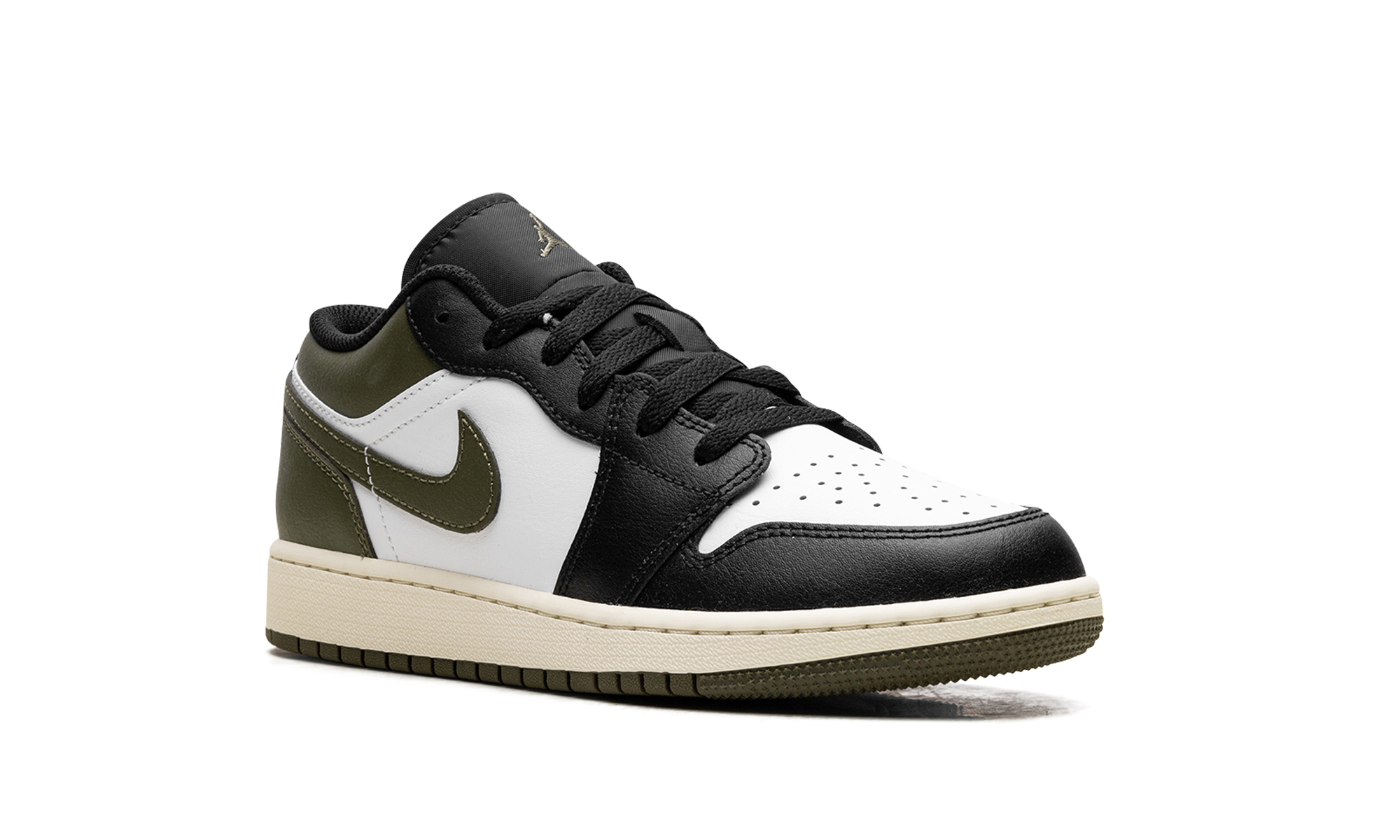jordan 1 low black toe medium olive gs+553560-092+diagnol right view