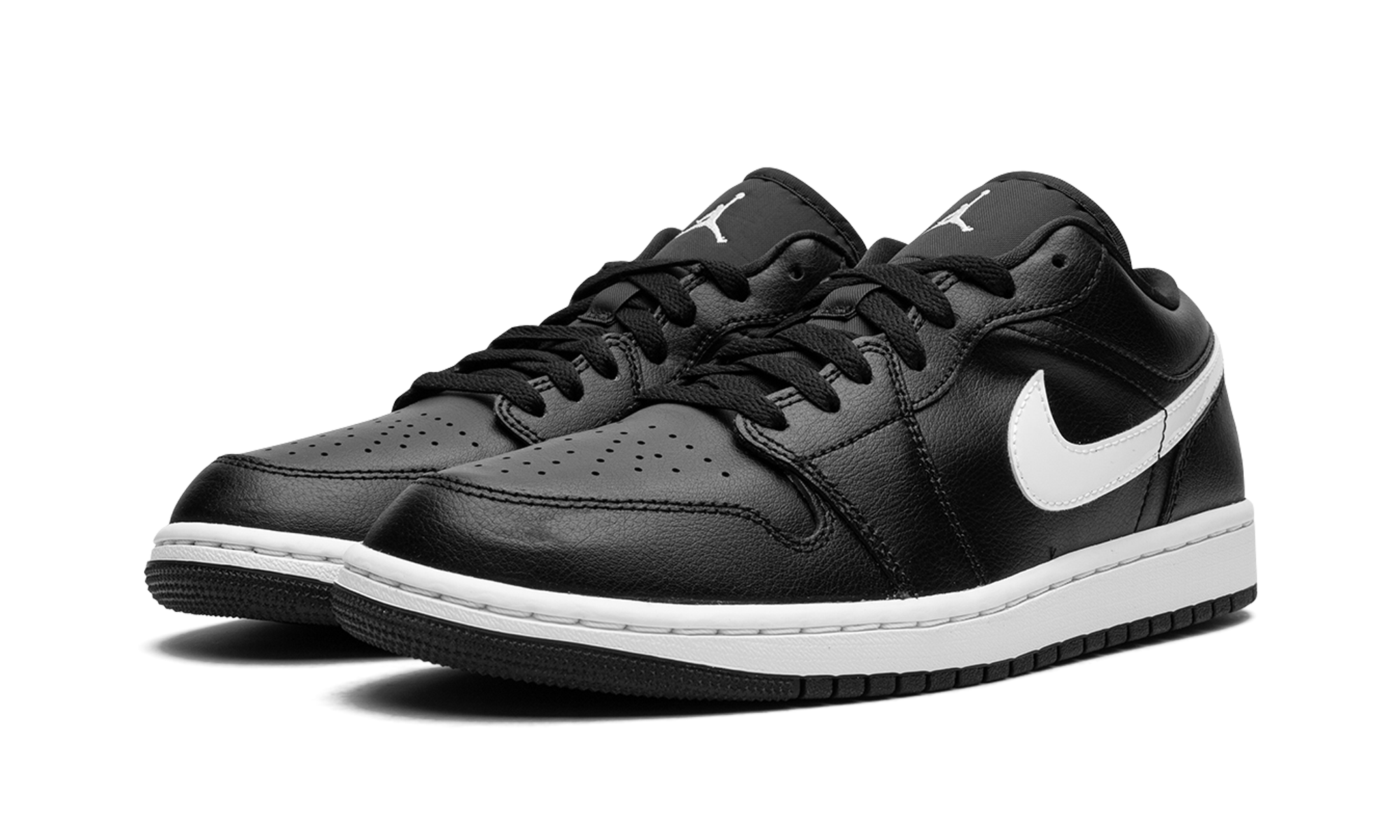 jordan 1 low black white 2022 women s+DV0990-001+diagnol left view