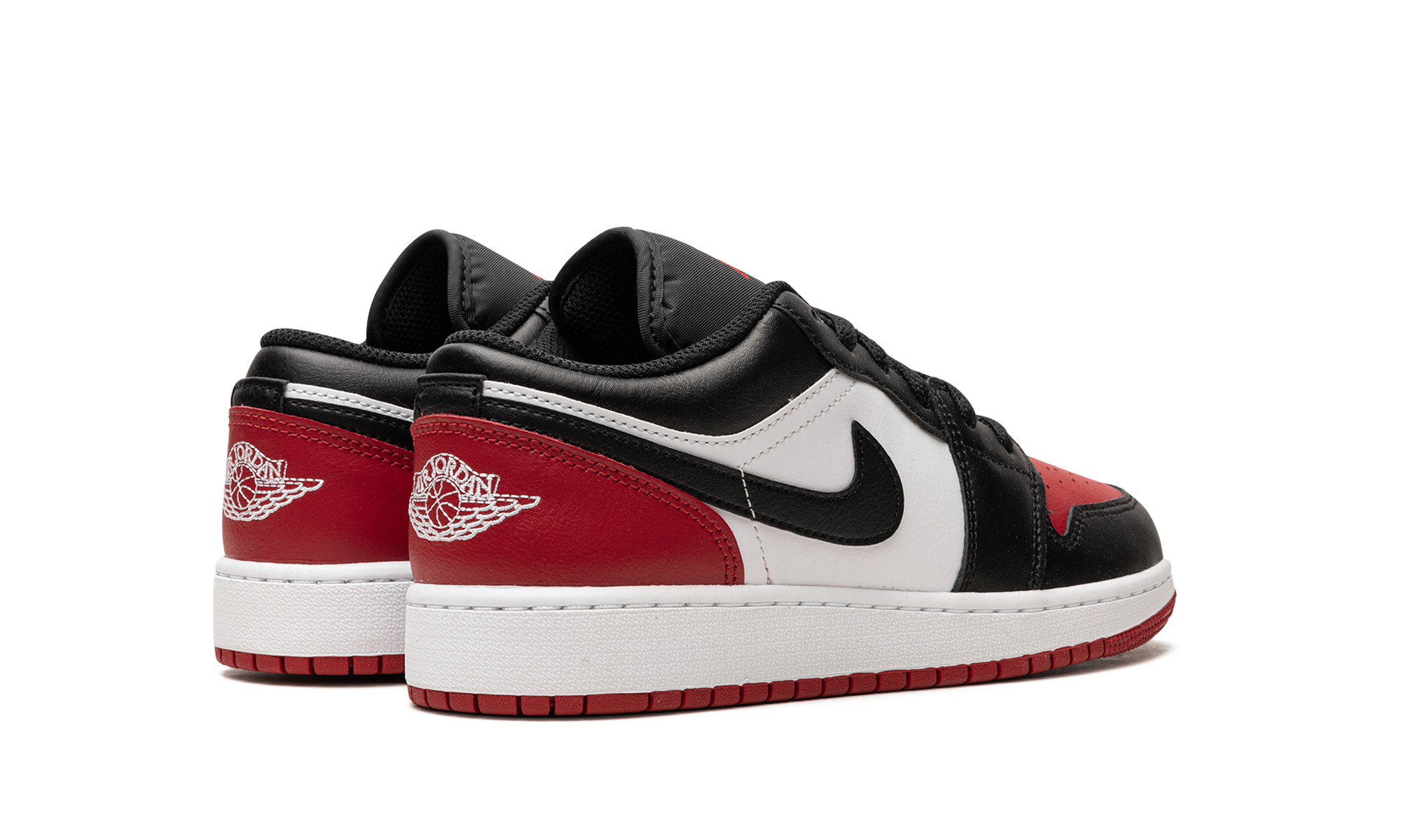 jordan 1 low bred toe 2 0 gs+553560-161+diagnol right behind view