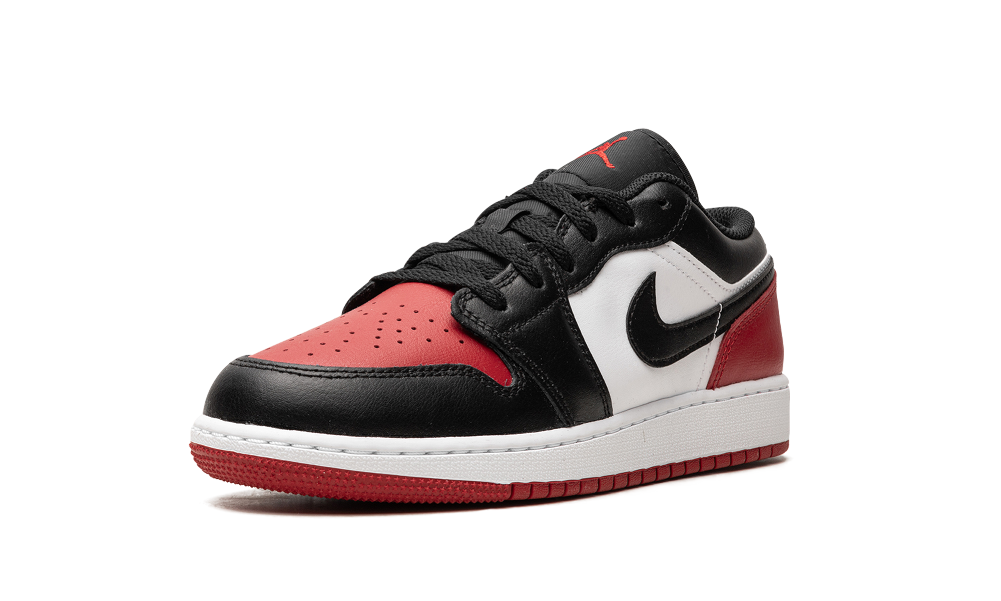 jordan 1 low bred toe 2 0 gs+553560-161+left diagnol single view