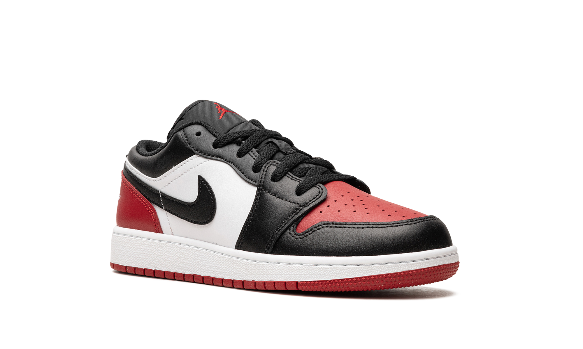 jordan 1 low bred toe 2 0 gs+553560-161+diagnol right view