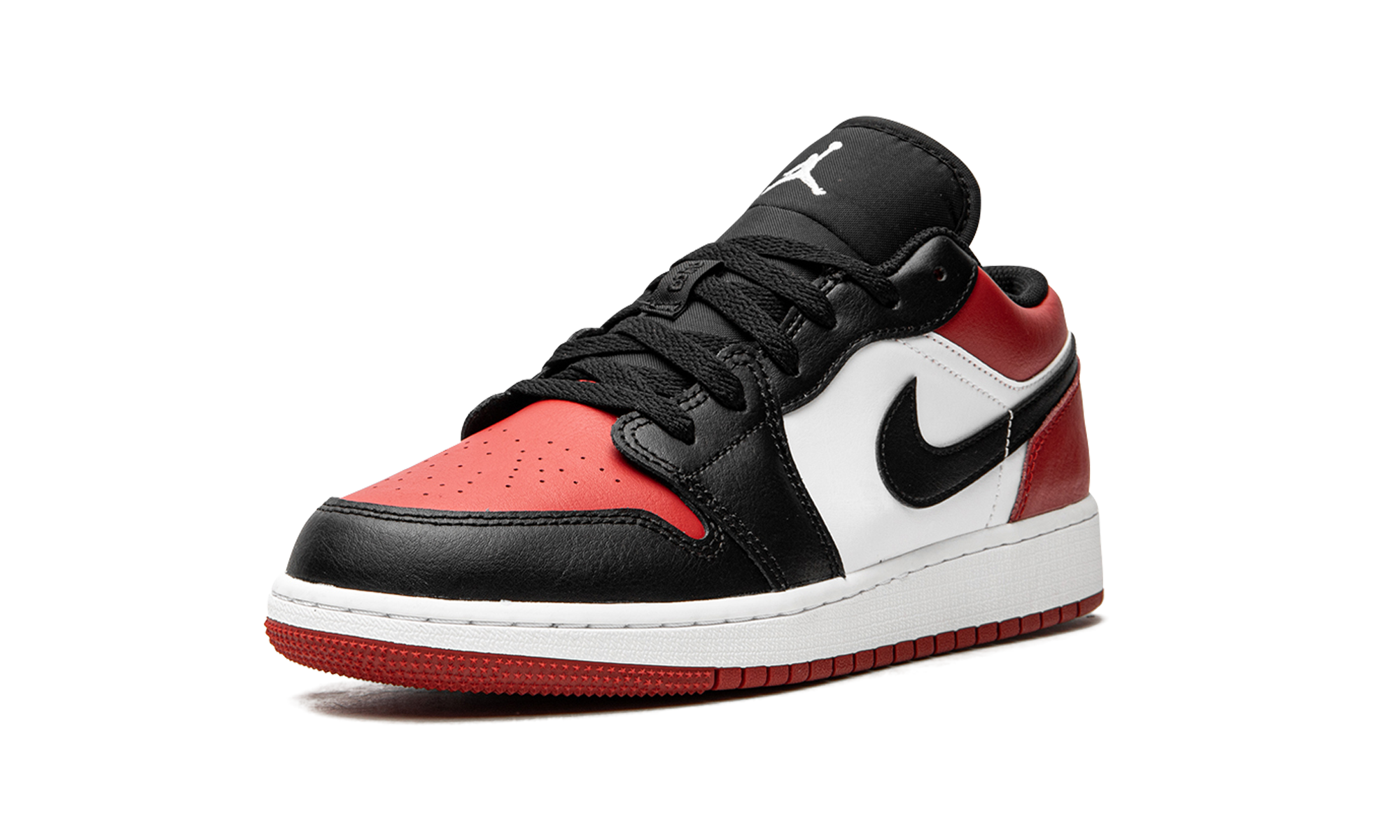 jordan 1 low bred toe gs+553560-612+left diagnol single view