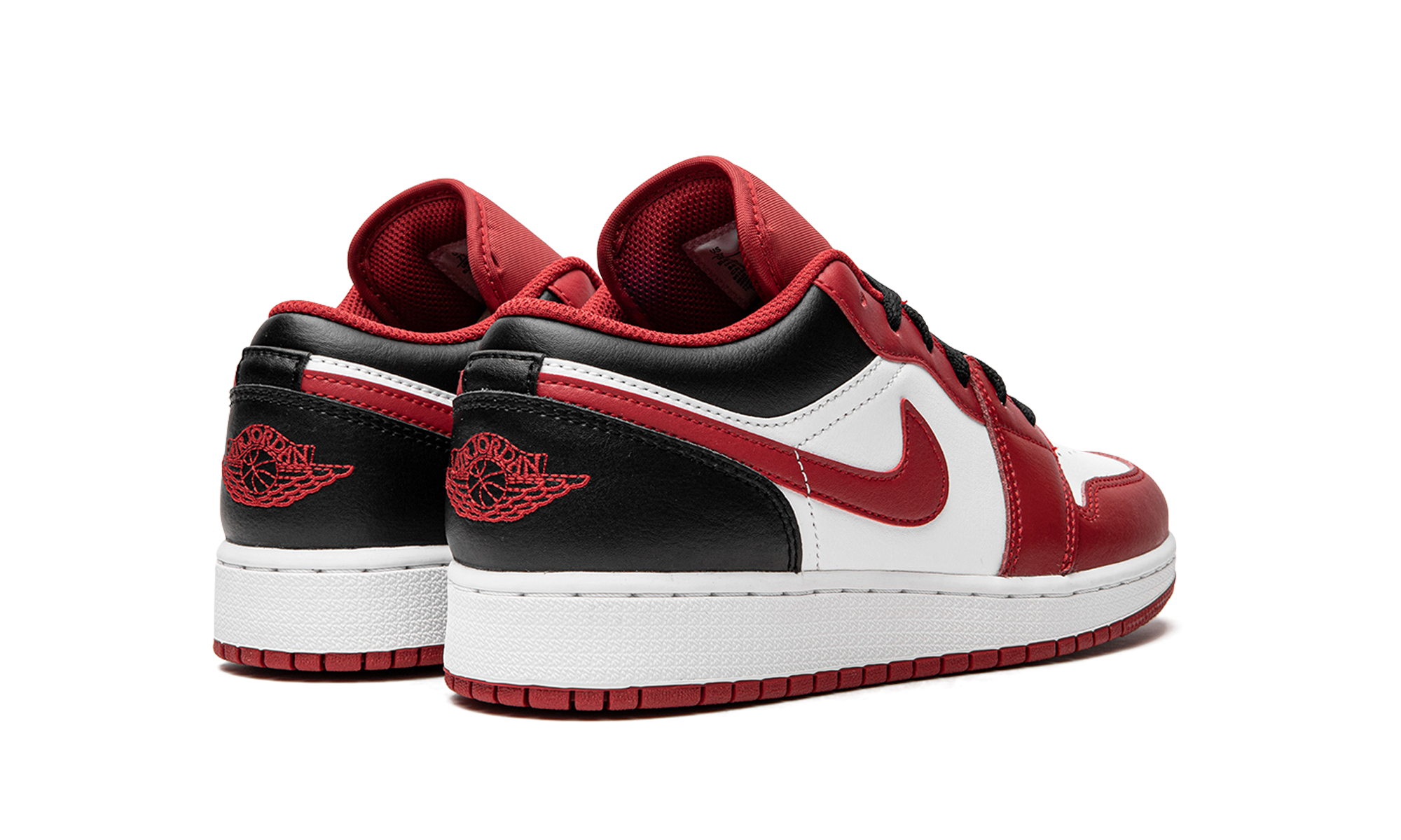 jordan 1 low bulls gs+553560-163+diagnol right behind view