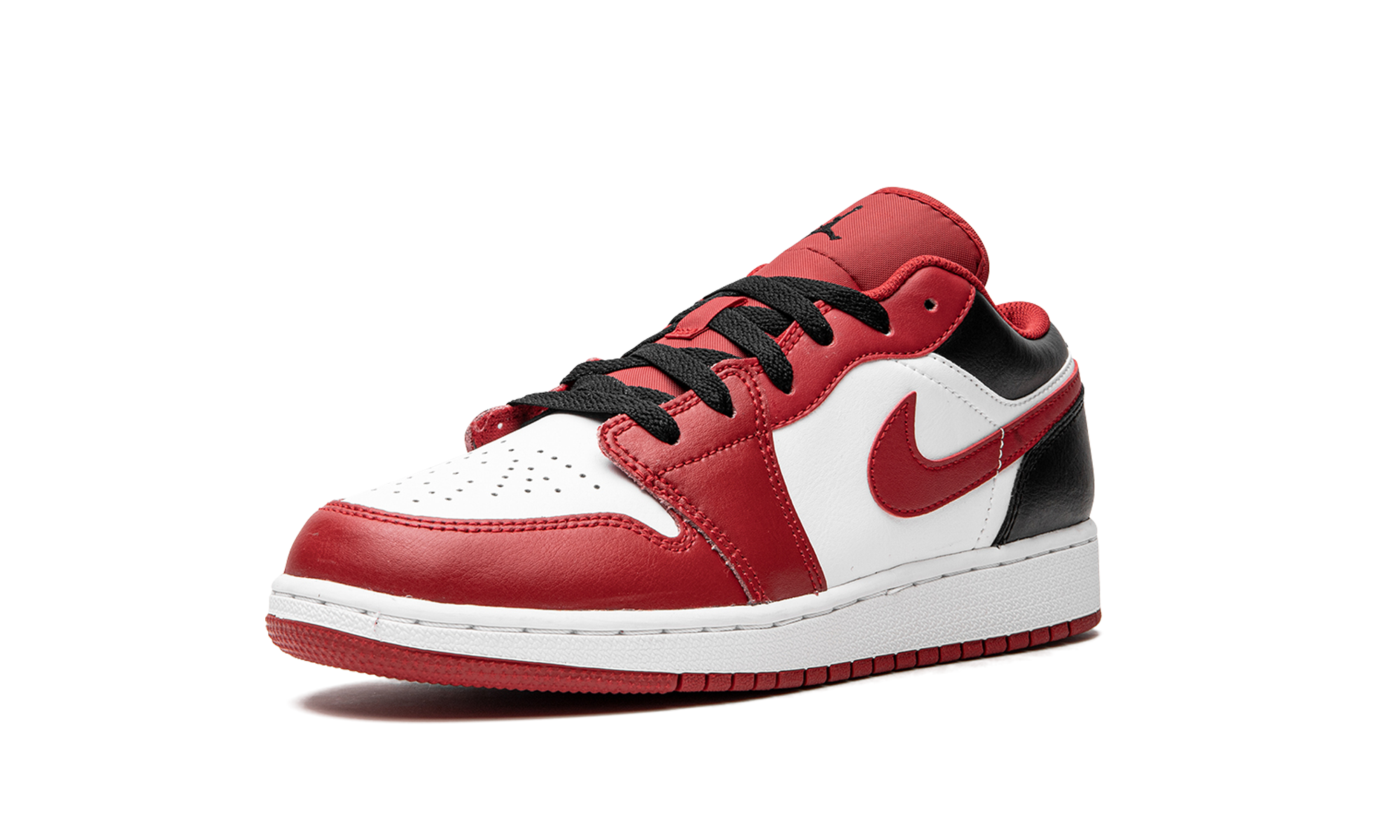 jordan 1 low bulls gs+553560-163+left diagnol single view
