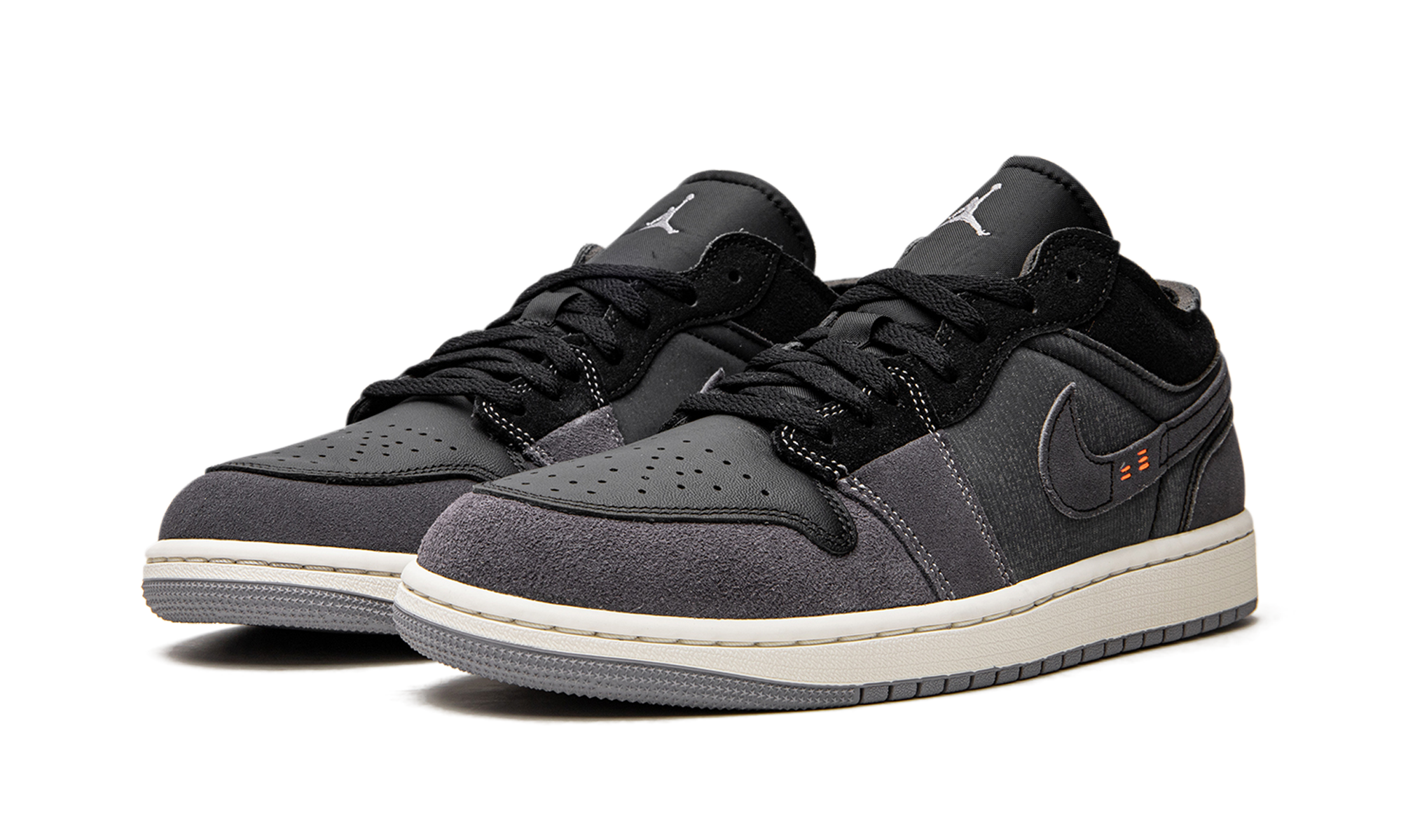 jordan 1 low craft inside out black+DN1635-001+diagnol left view