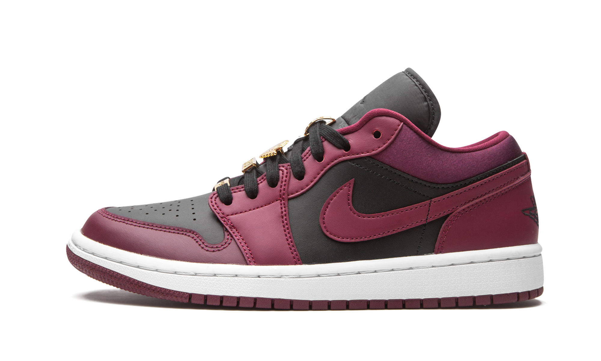 jordan 1 low dark beetroot black women s+DB6491-600+diagnol right view 1