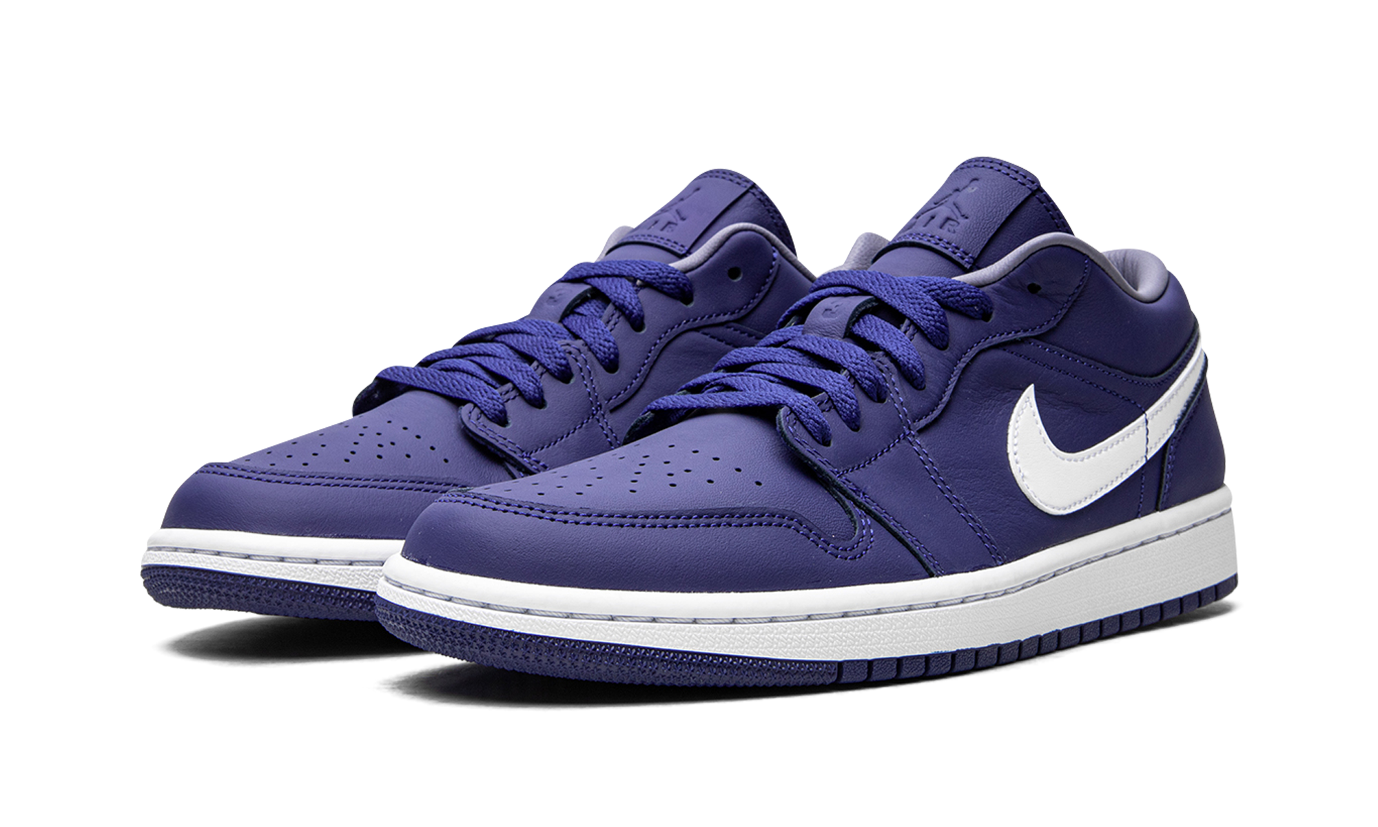 jordan 1 low deep royal blue women s+DA8008-401+diagnol left view