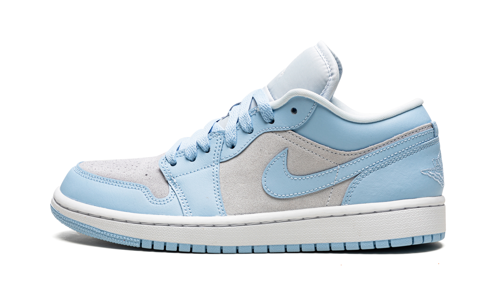 jordan 1 low football grey aluminum women s+DC0774-050+diagnol right view 1