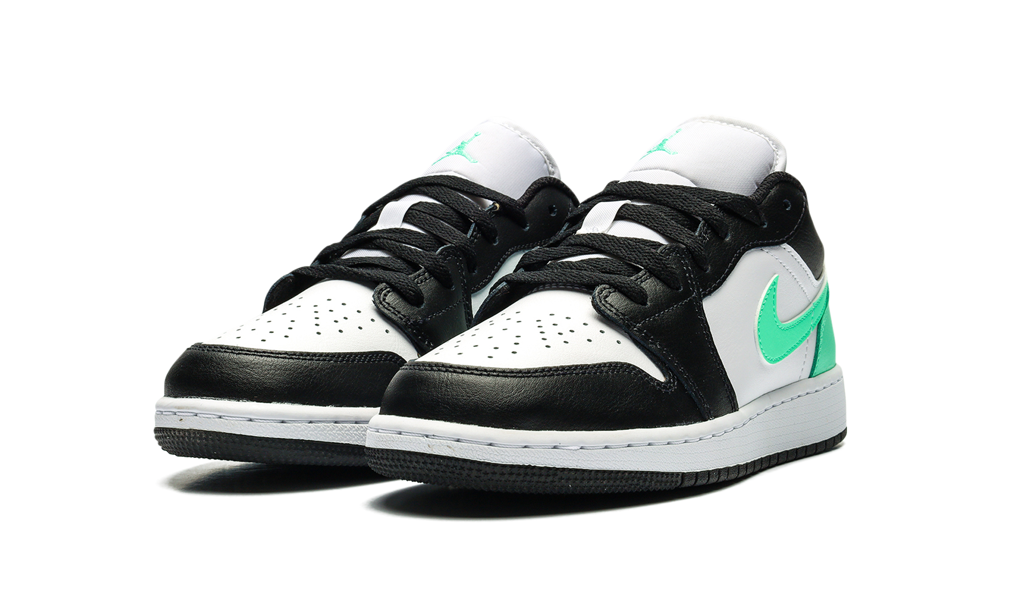 jordan 1 low green glow gs+553560-131+diagnol left view
