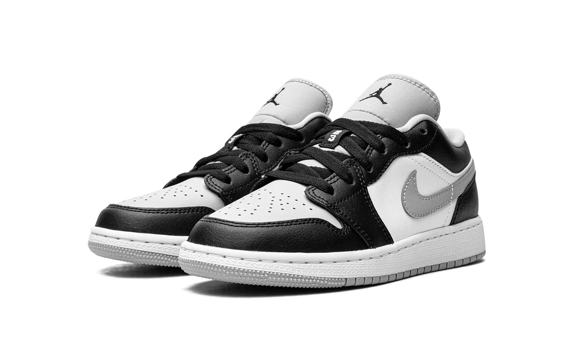 jordan 1 low grey toe gs+553560-039+diagnol left view