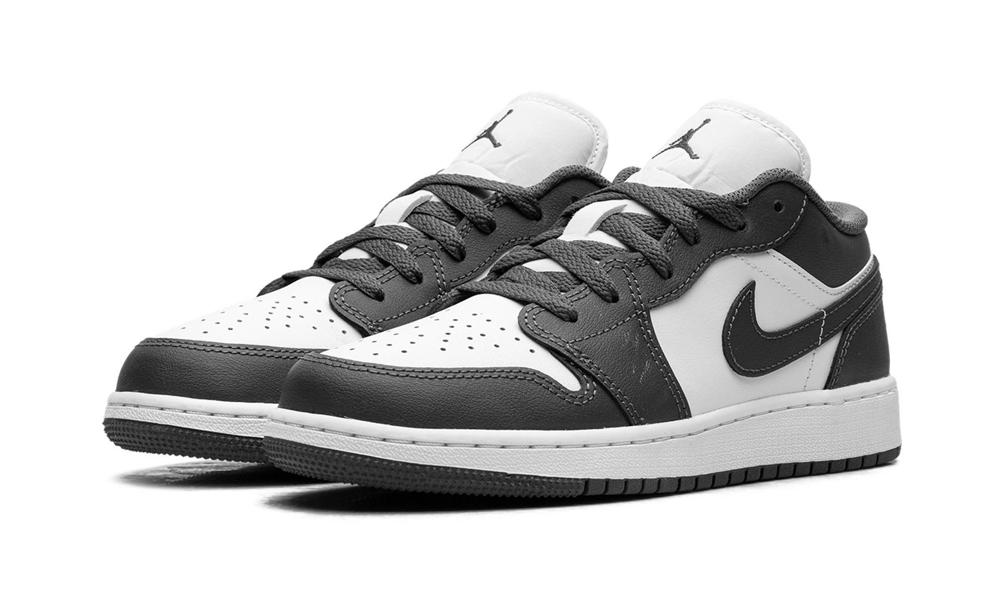 jordan 1 low grey white gs+553560-044+diagnol left view