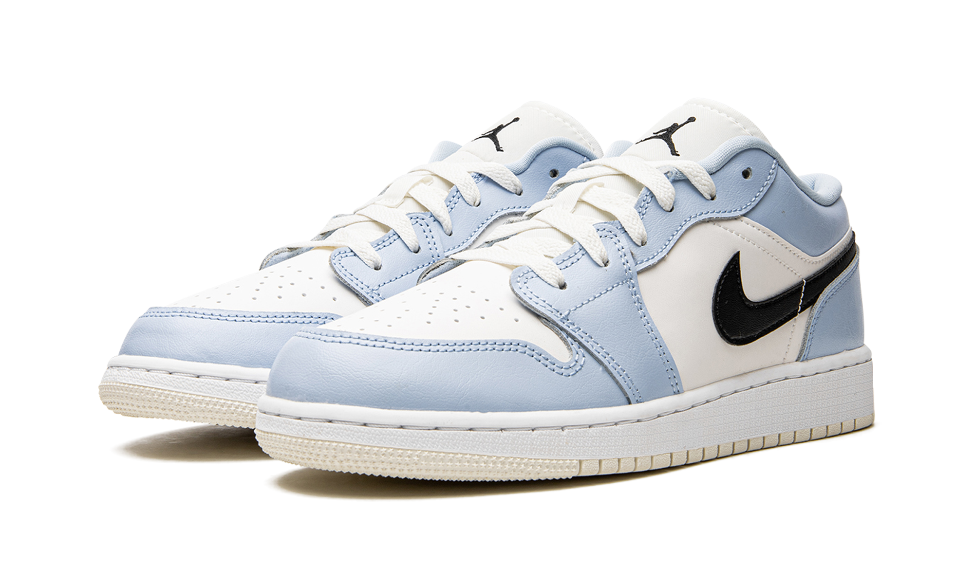 jordan 1 low ice blue black gs+554723-401+diagnol left view