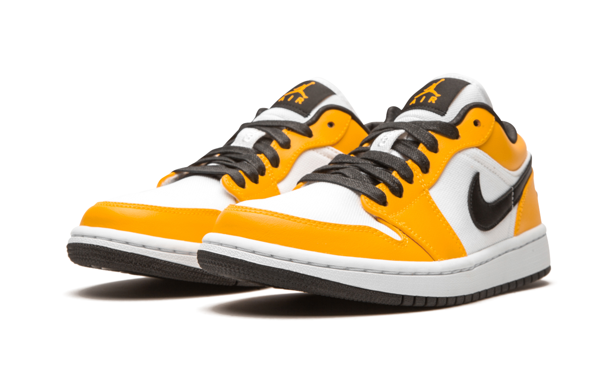 jordan 1 low laser orange women s+CZ4776-107+diagnol left view