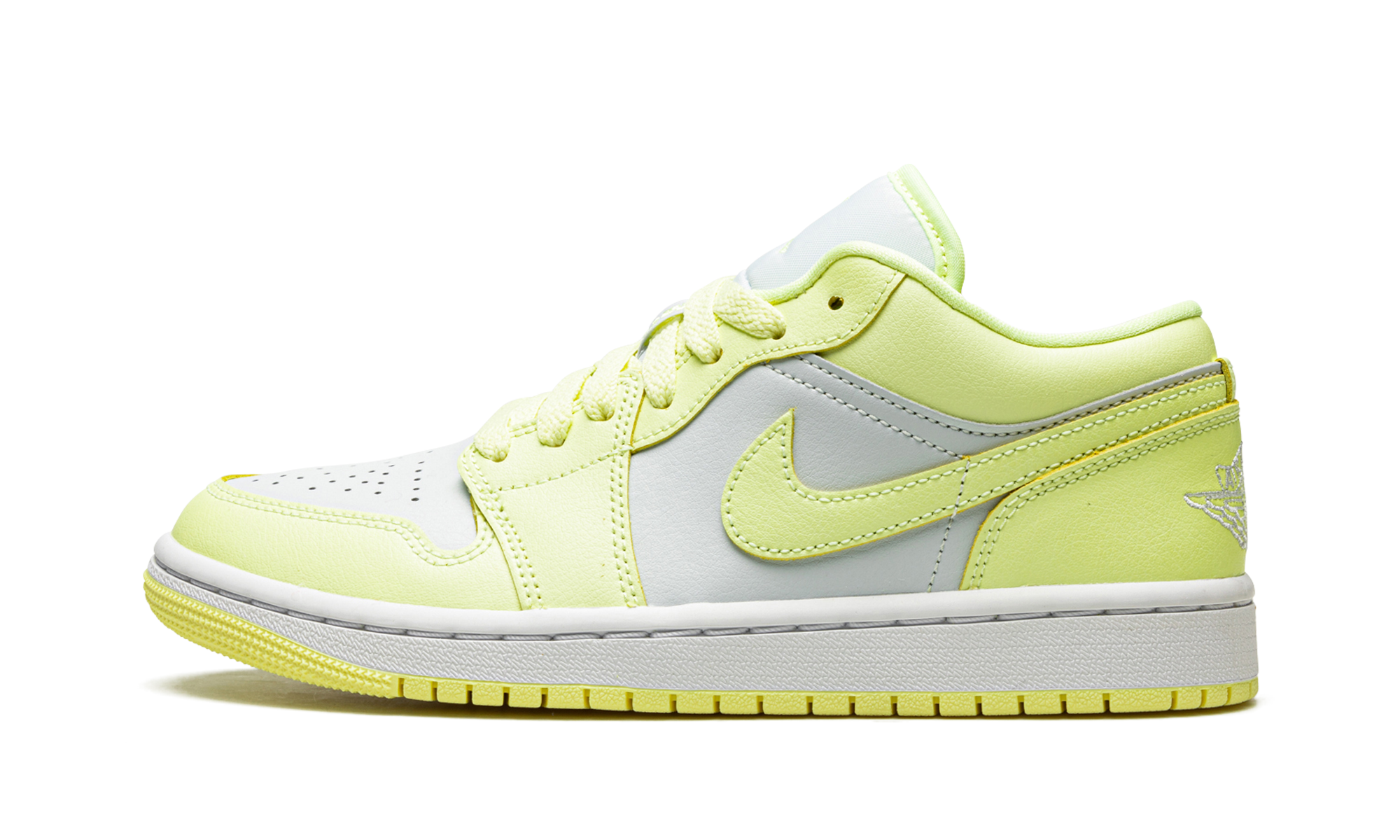 jordan 1 low lemonade women s+DC0774-007+diagnol right view 1