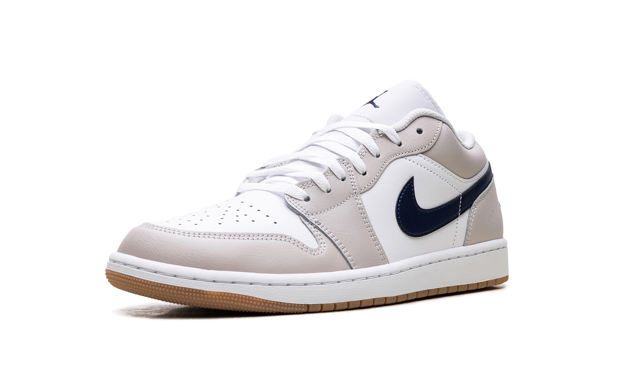 jordan 1 low midnight navy neutral grey+553558-146+left diagnol single view