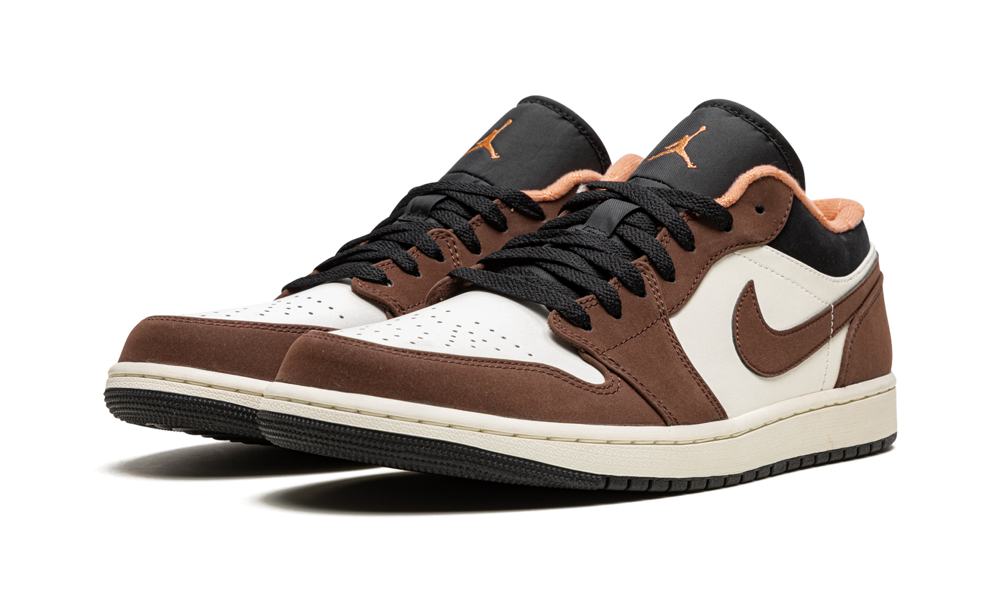 jordan 1 low mocha+DC6991-200+diagnol left view