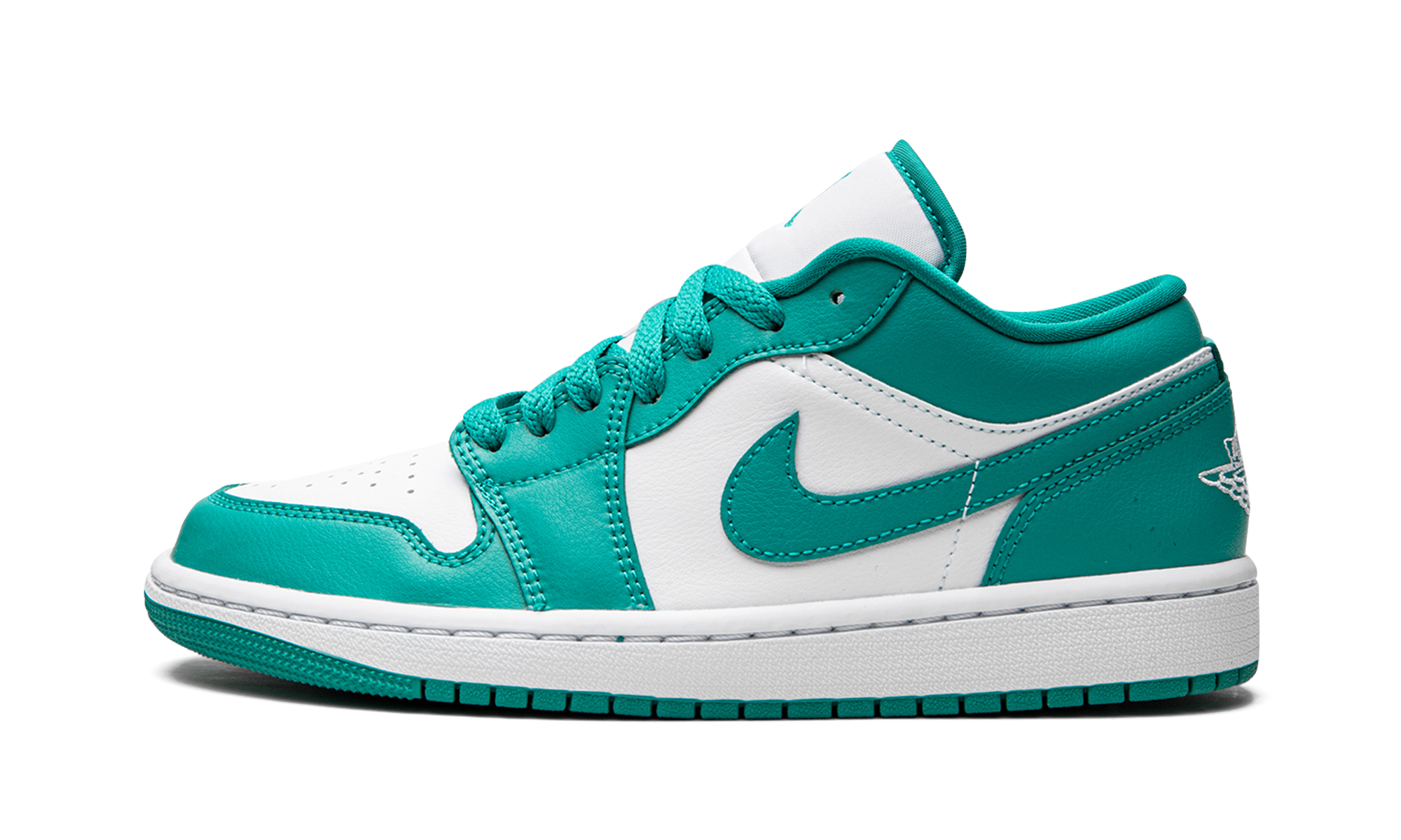 jordan 1 low new emerald women s+DC0774-132+diagnol right view 1