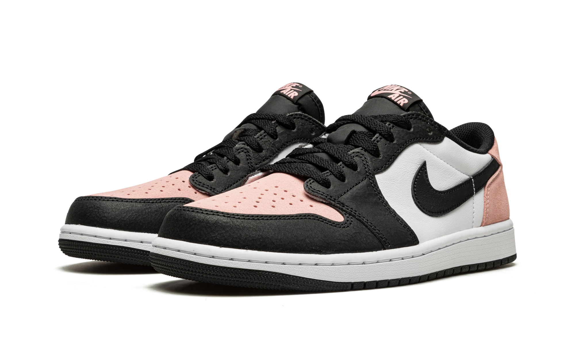 jordan 1 low og bleached coral+CZ0790-061+diagnol left view