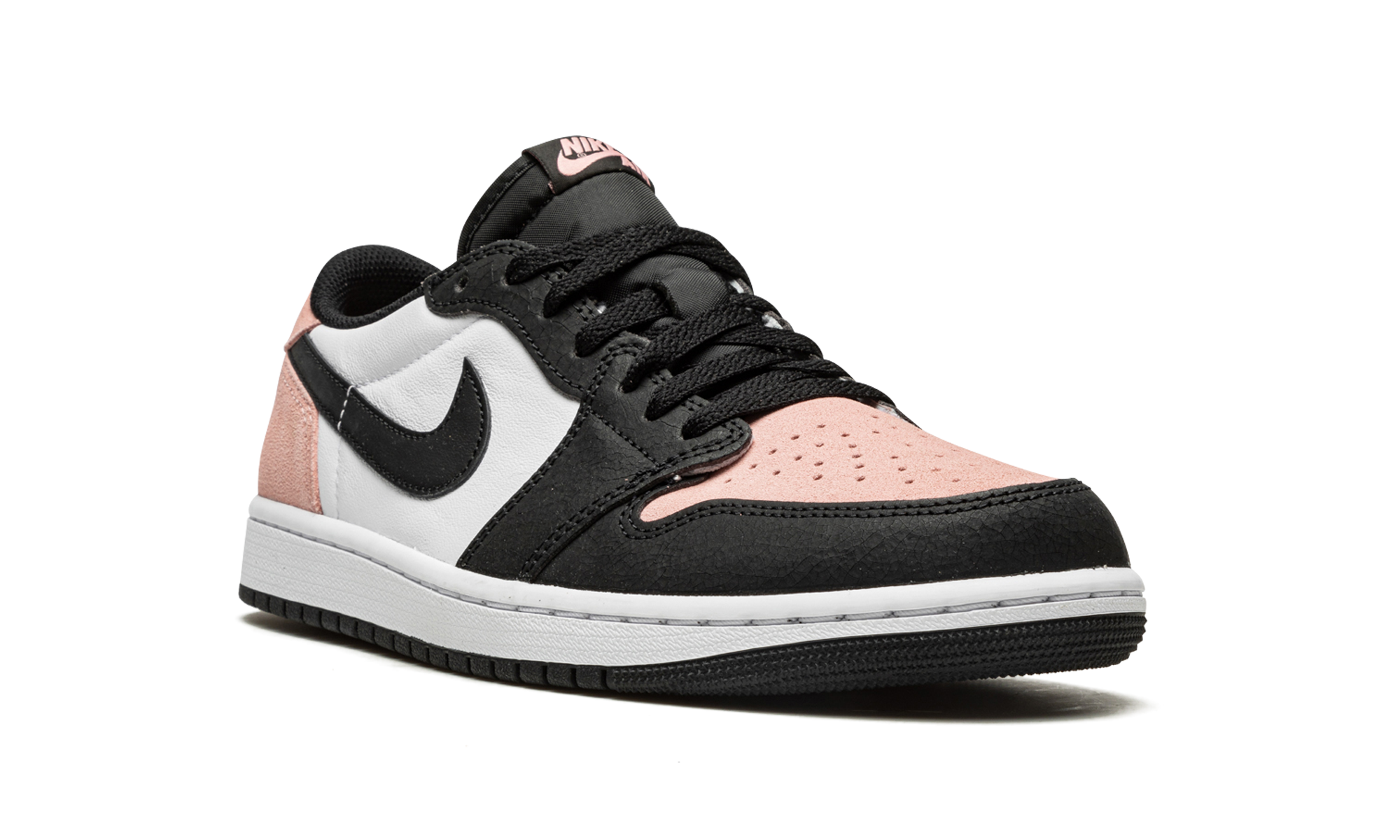 jordan 1 low og bleached coral+CZ0790-061+diagnol right view