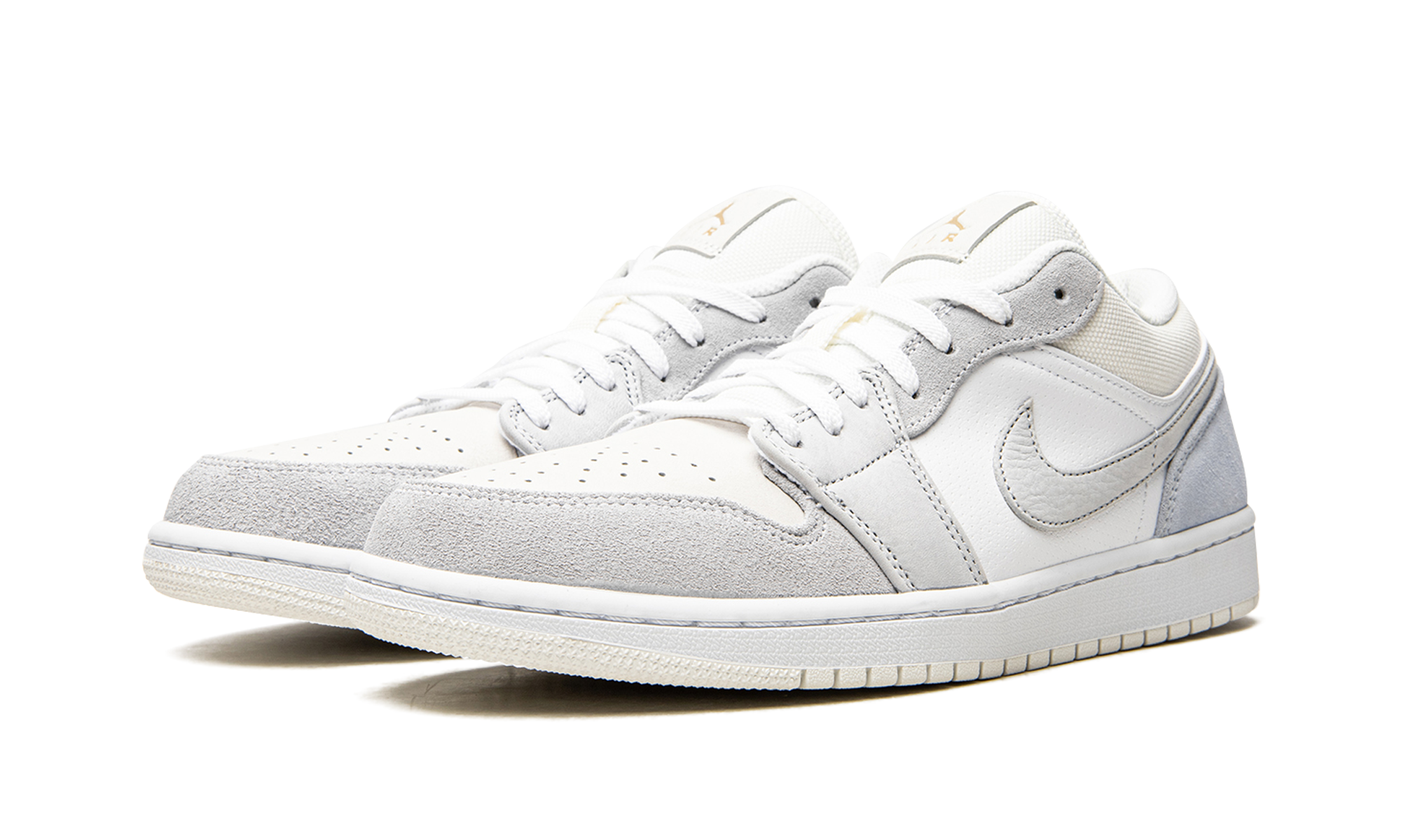 jordan 1 low paris+CV3043-100+diagnol left view