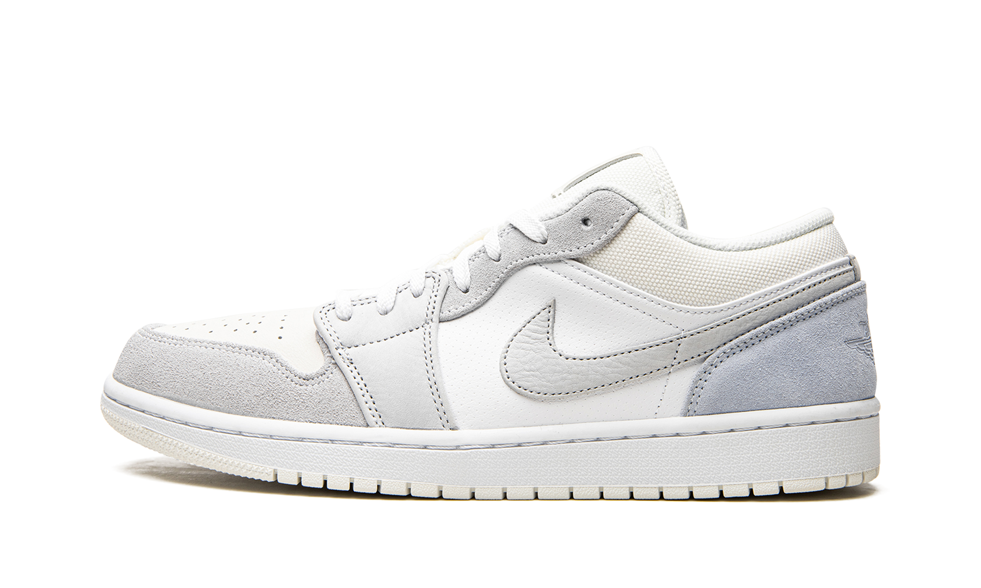 jordan 1 low paris+CV3043-100+diagnol right view 1