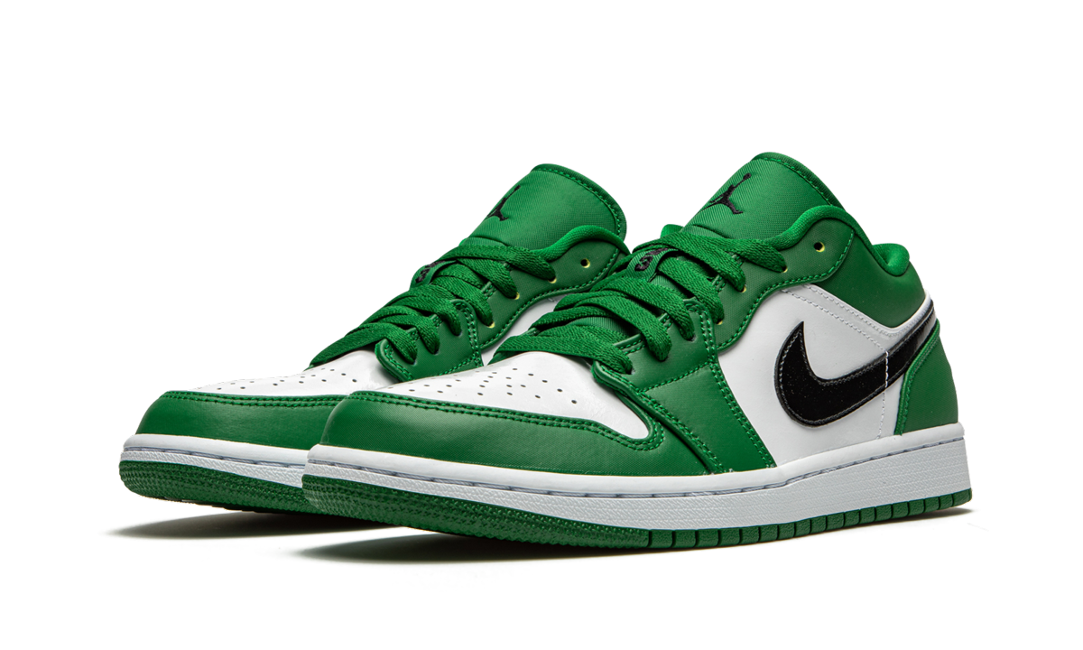 jordan 1 low pine green+553558-301+diagnol left view