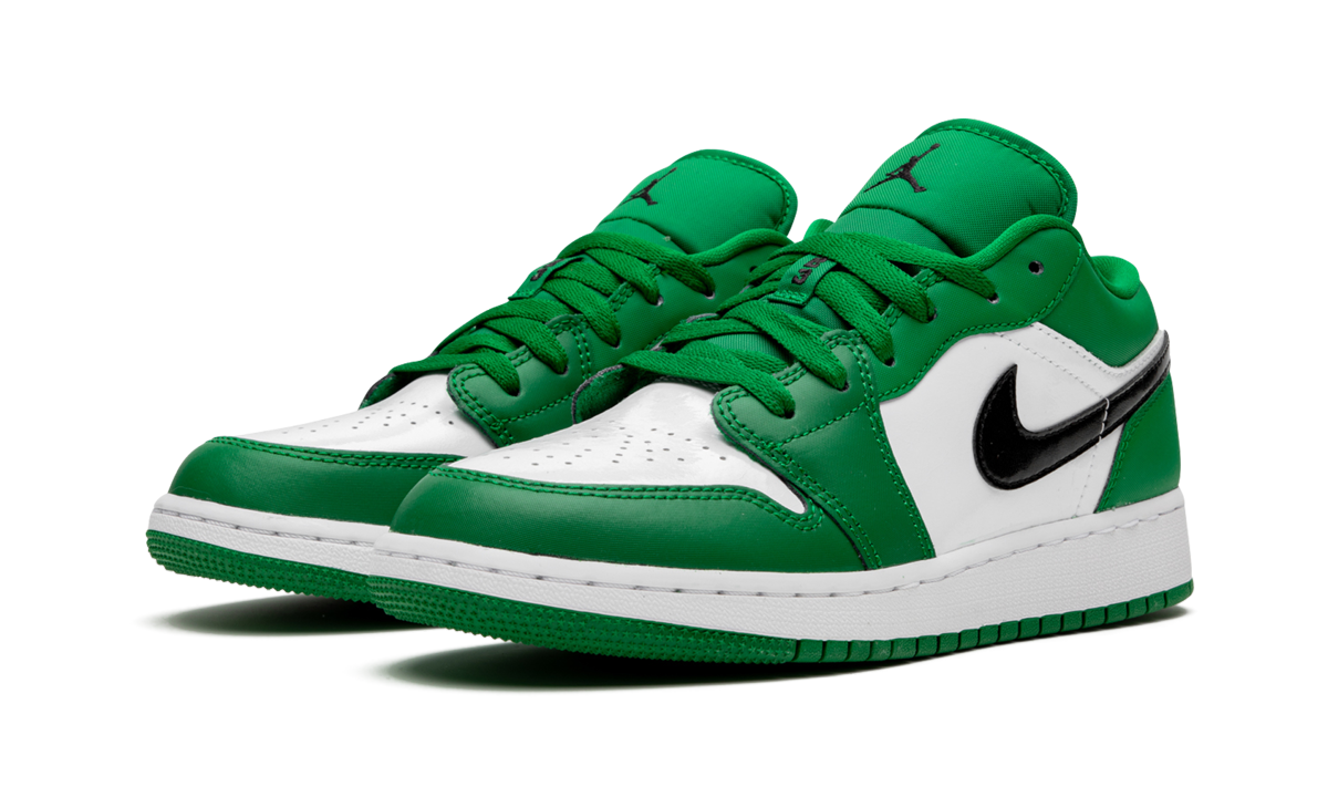 jordan 1 low pine green gs+553560-301+diagnol left view