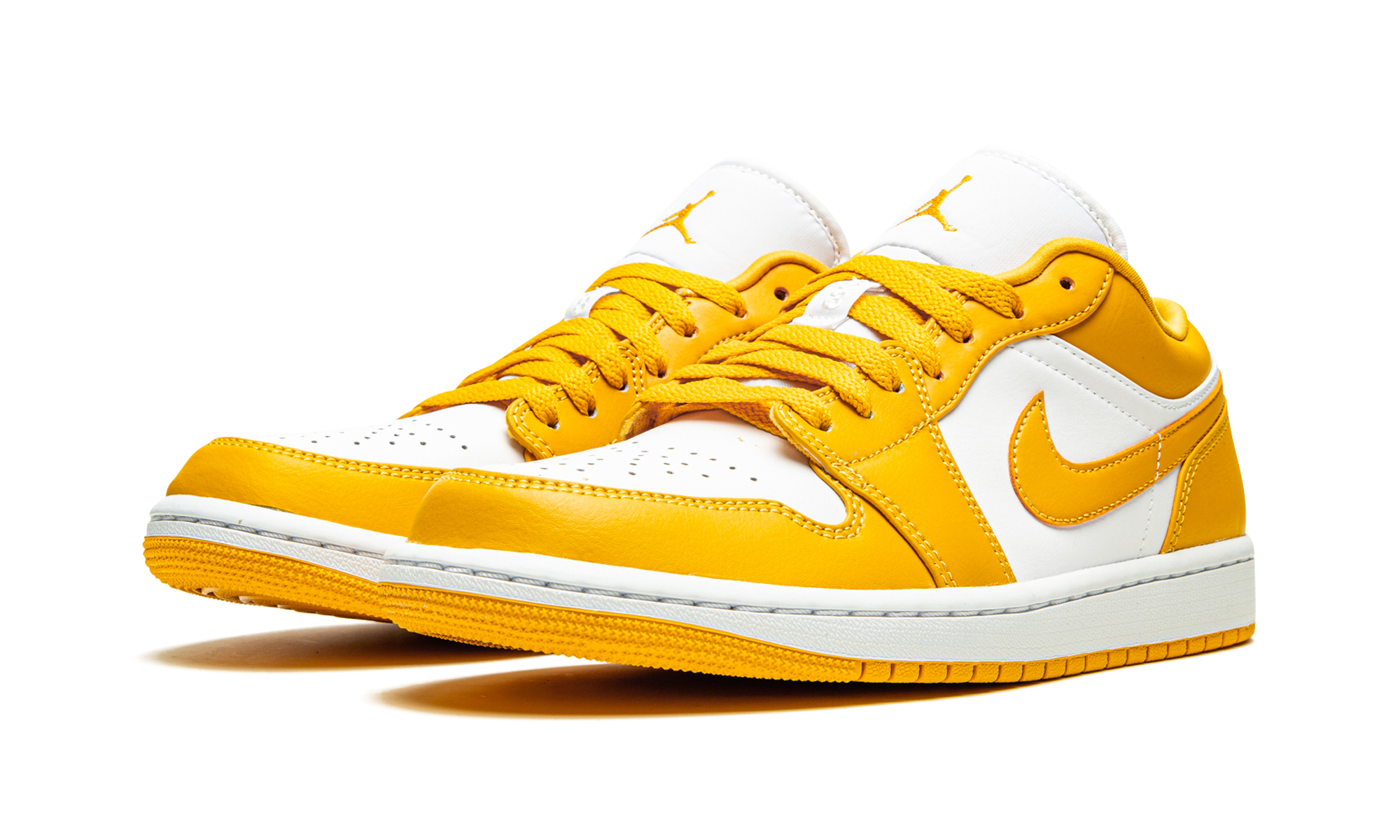 jordan 1 low pollen+553558-171+diagnol left view