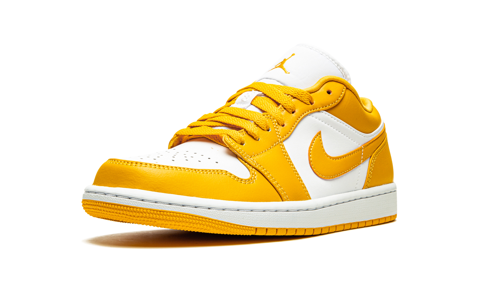 jordan 1 low pollen+553558-171+left diagnol single view