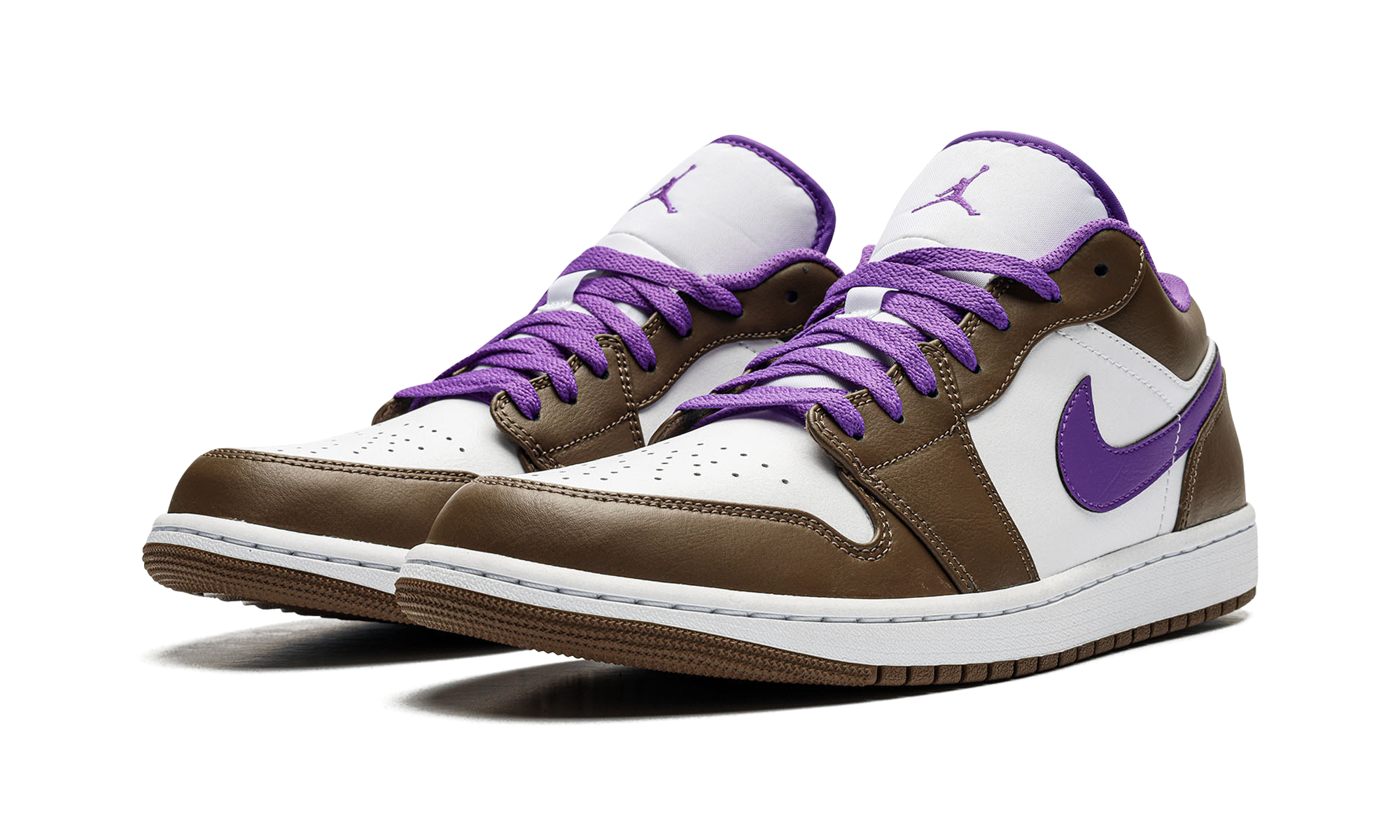 jordan 1 low purple mocha+553558-215+diagnol left view