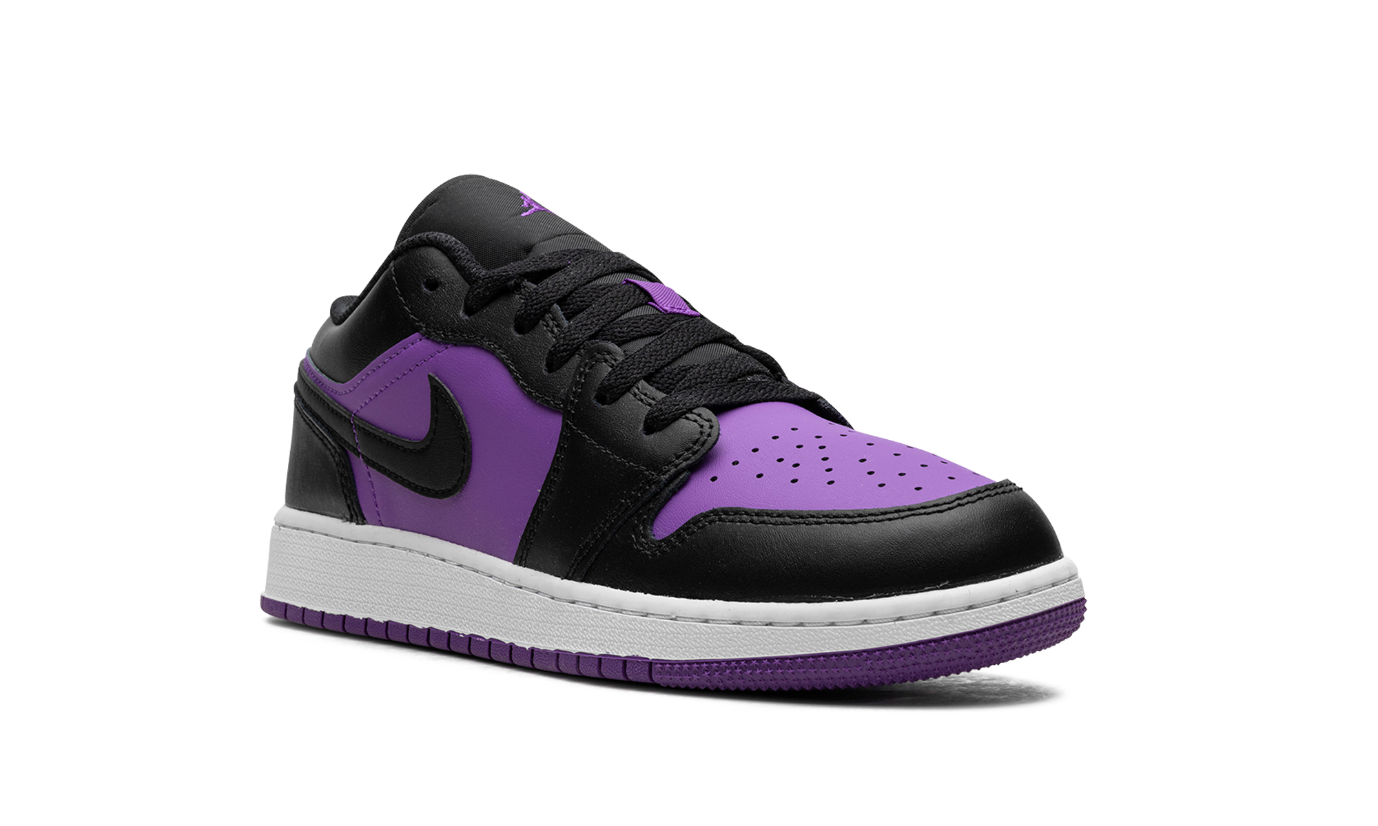 jordan 1 low purple venom gs+553560-505+diagnol right view