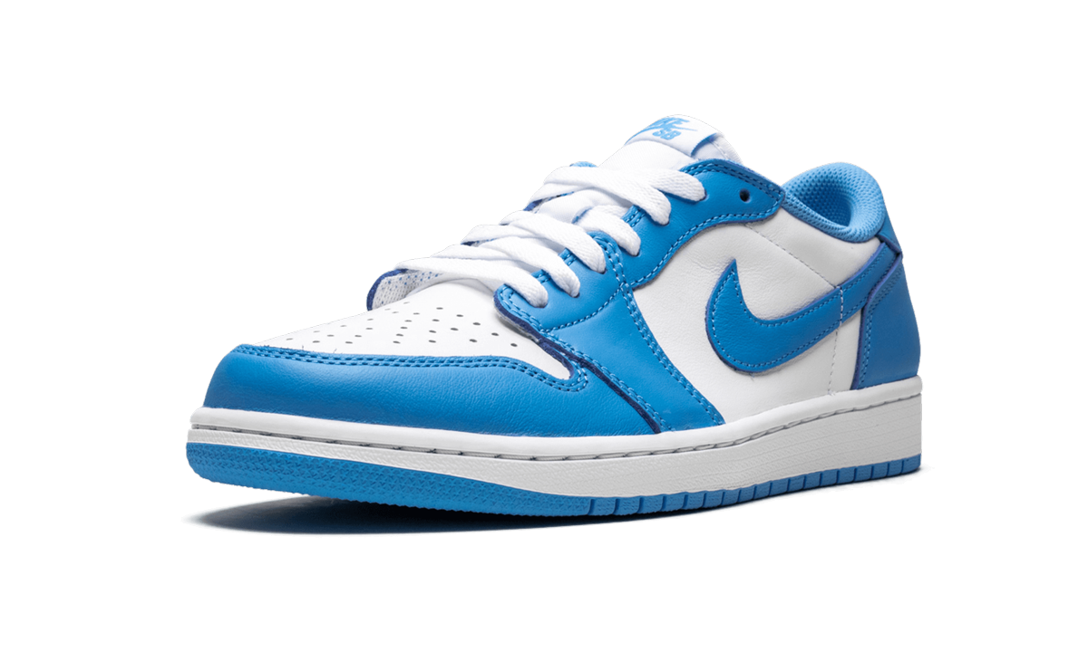 jordan 1 low sb unc+CJ7891-401+left diagnol single view