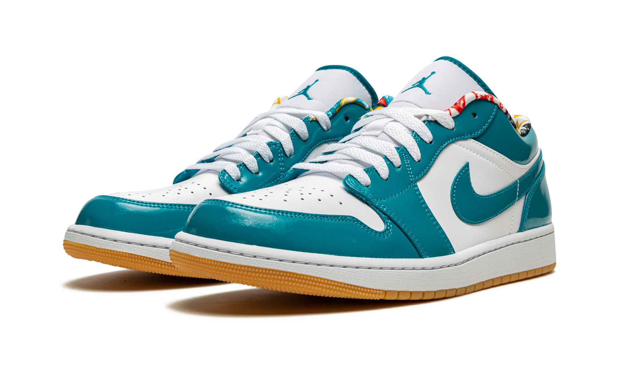 jordan 1 low se barcelona cyber teal+DC6991-400+diagnol left view