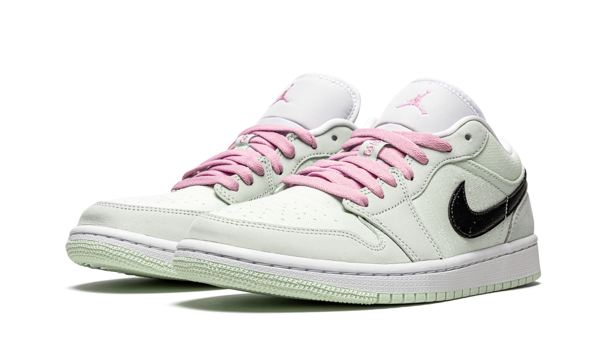 jordan 1 low se barely green women s+CZ0776-300+diagnol left view